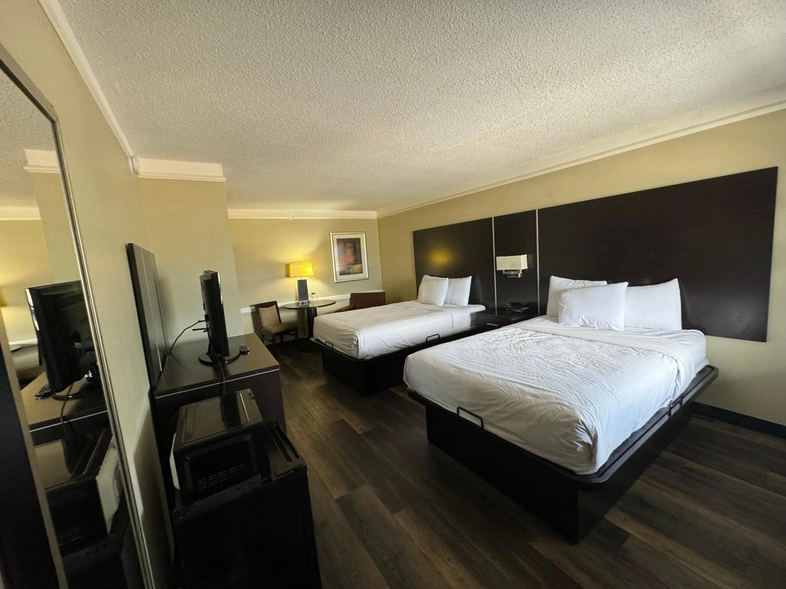 Bed in Travelodge by Wyndham Tuscaloosa