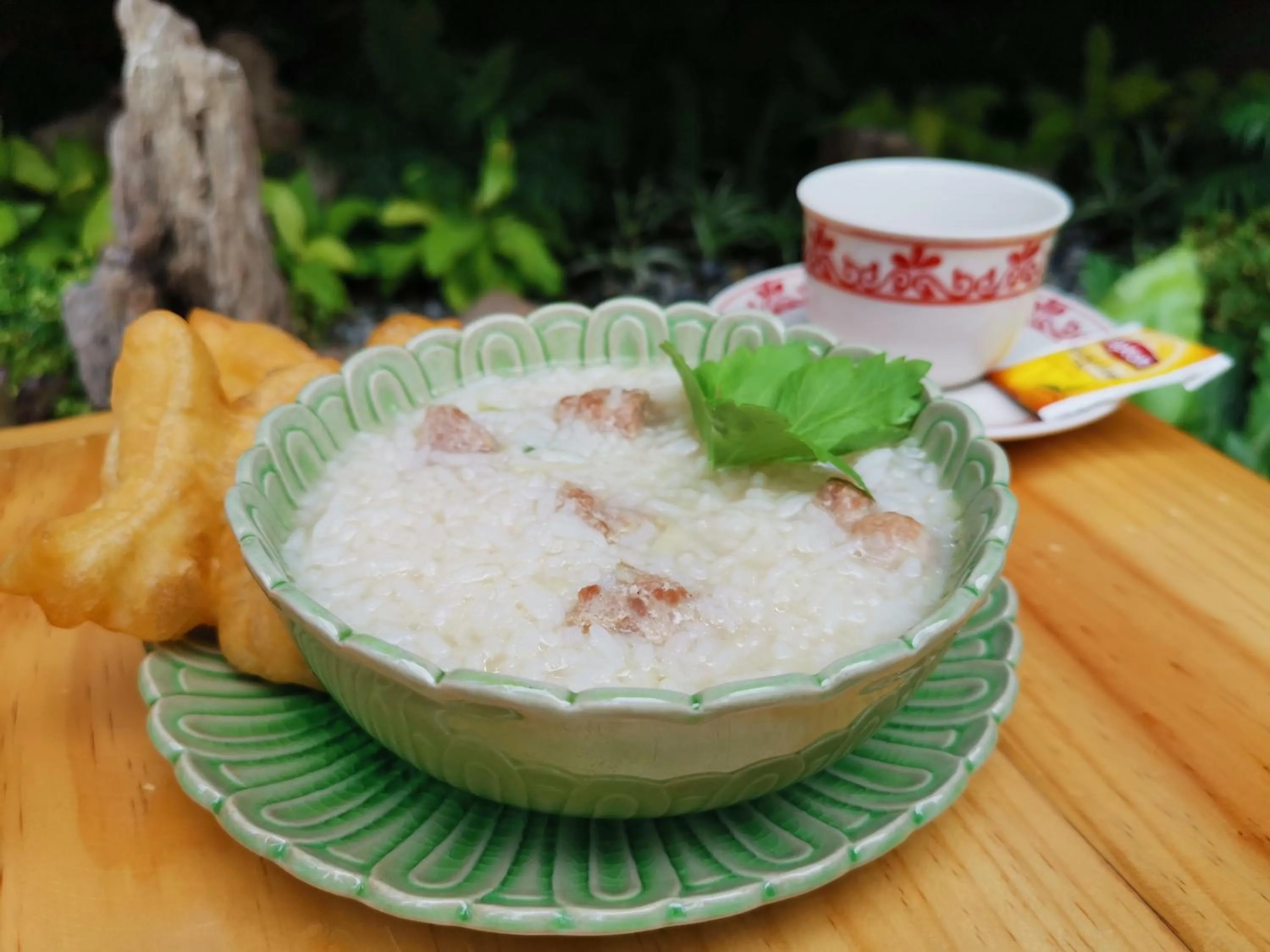 Food and drinks in Fang Chiang Mai โรงแรมแฟงเชียงใหม่