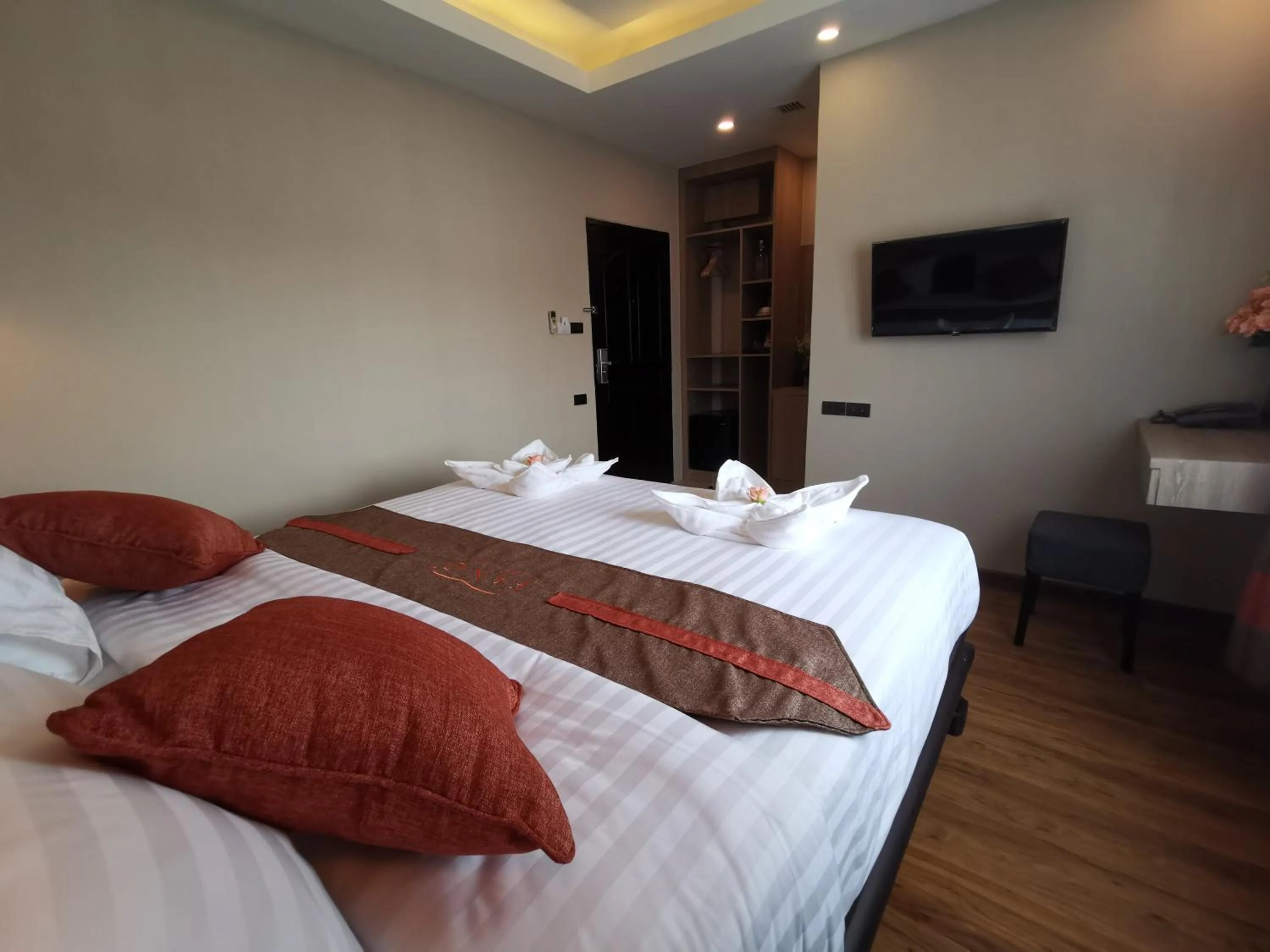 Photo of the whole room, Bed in Fang Chiang Mai โรงแรมแฟงเชียงใหม่