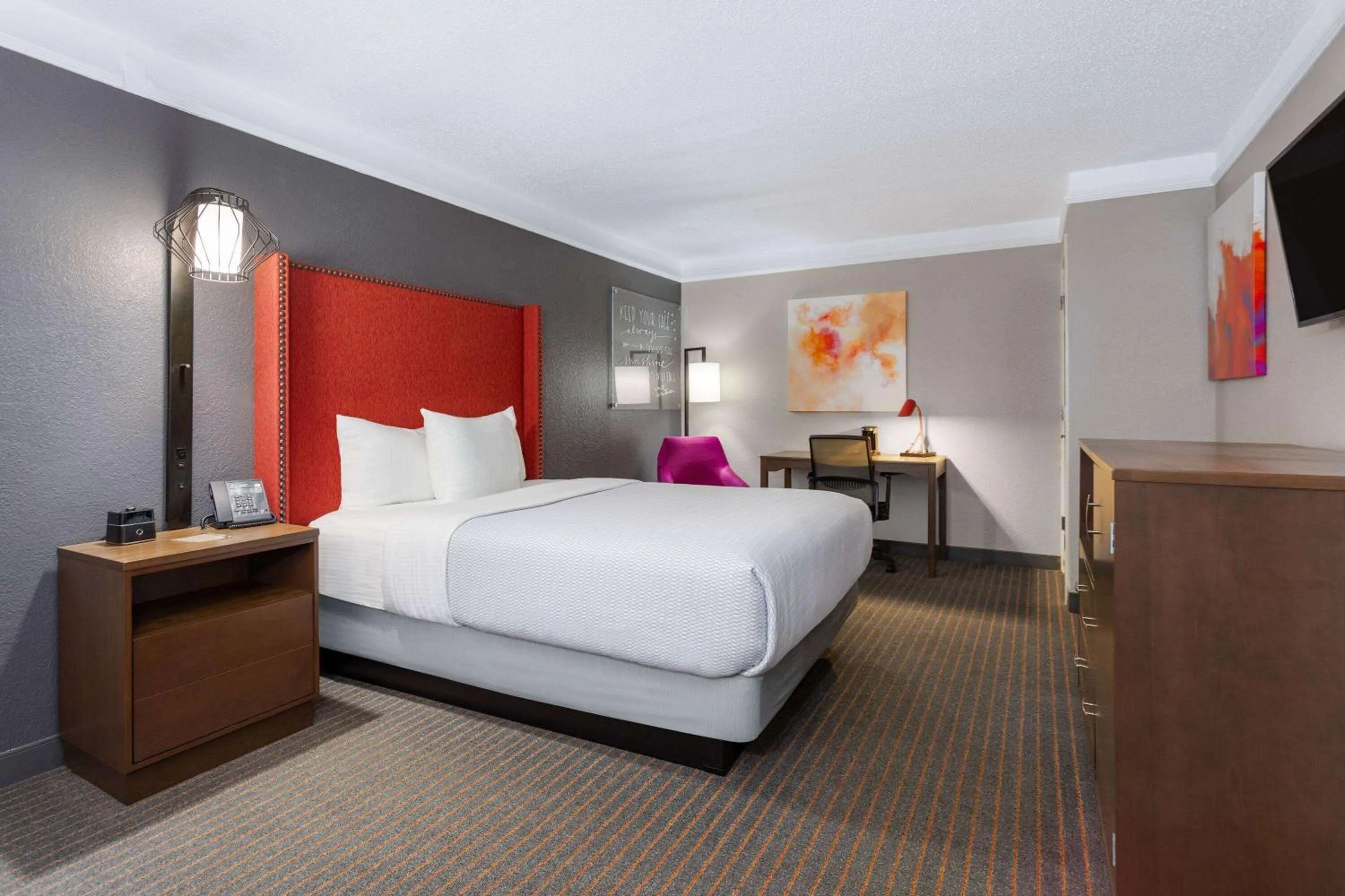 Queen Room - Non-Smoking in La Quinta Inn by Wyndham Pensacola