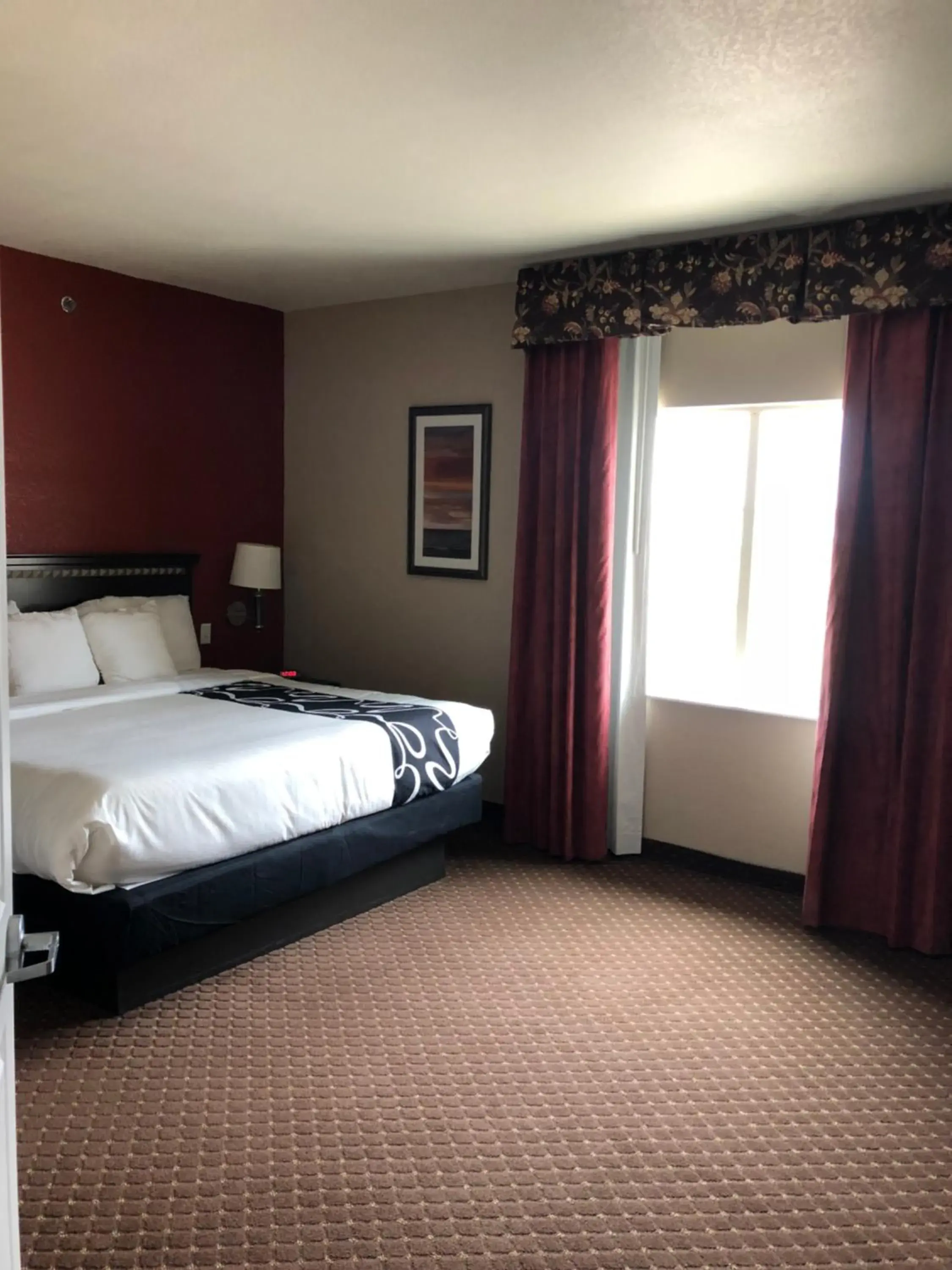 1 King Bed Accessible Suite NS in Americas Best Value Inn - Gun Barrel City 1 King Bed Accessible Suite NS in Americas Best Value Inn - Gun Barrel City
