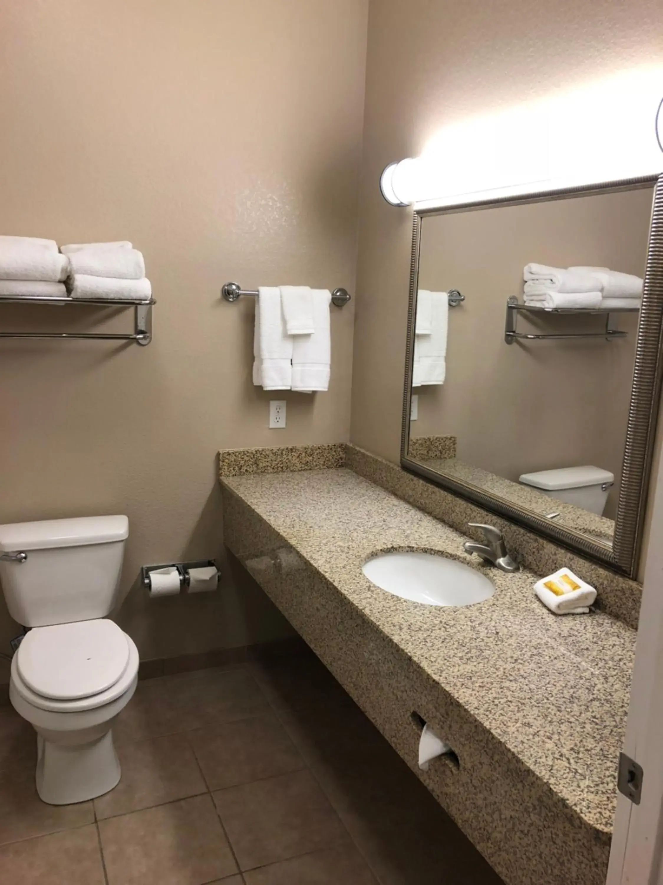 1 King Bed with Balcony NS in Americas Best Value Inn - Gun Barrel City 1 King Bed with Balcony NS in Americas Best Value Inn - Gun Barrel City