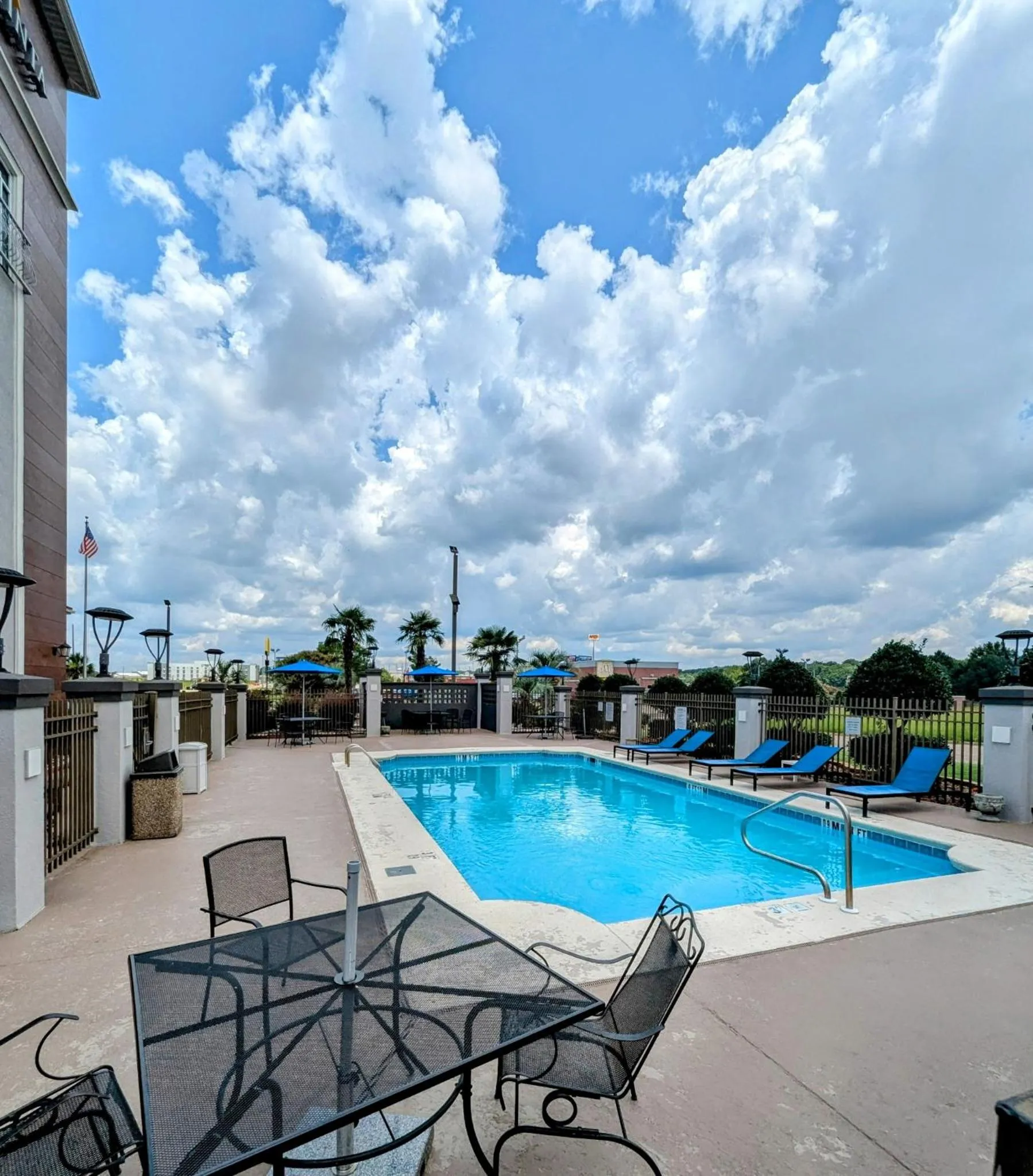Pool view in La Quinta by Wyndham Prattville