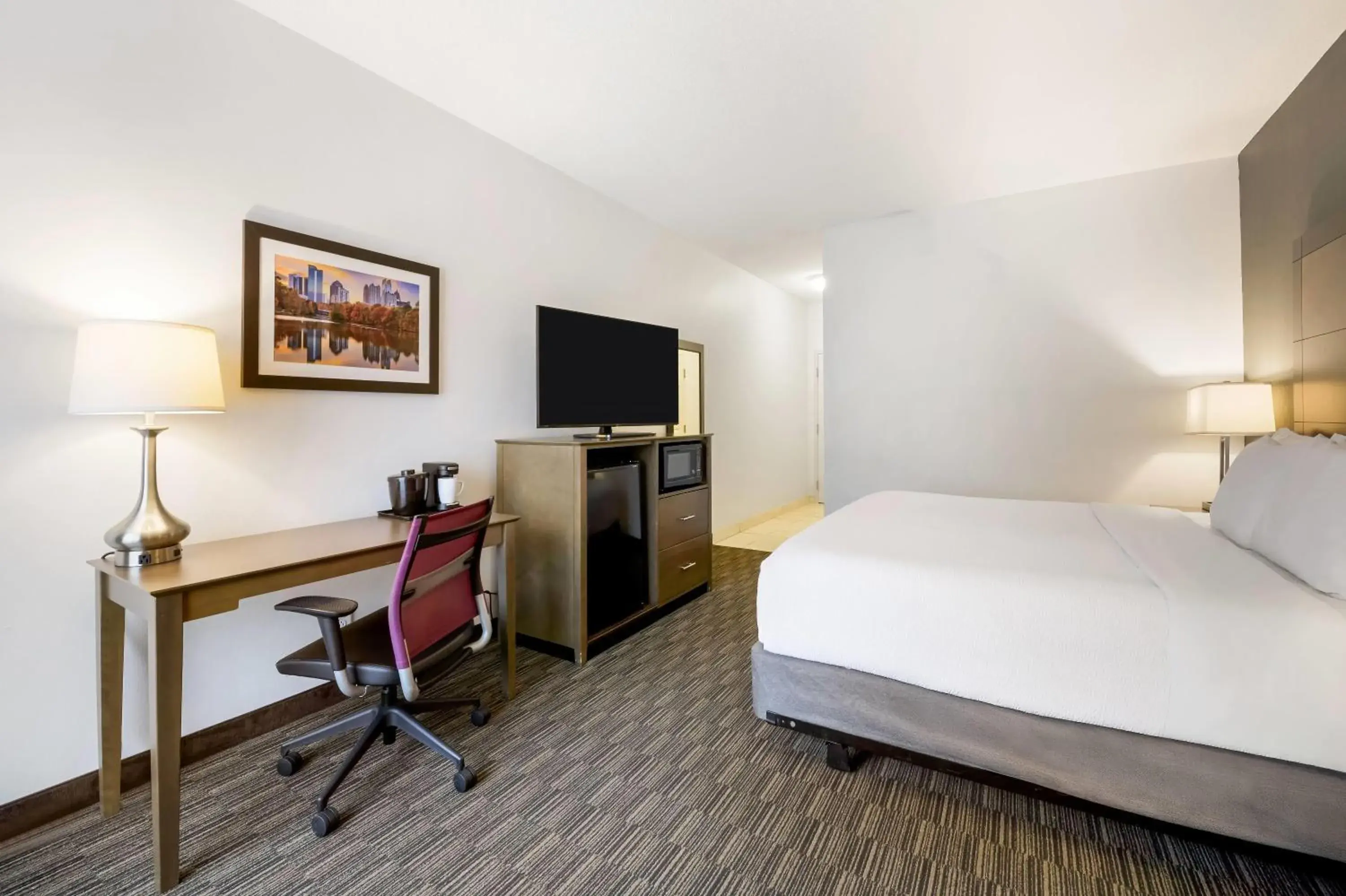 King Room - Mobility Access/Non-Smoking in La Quinta by Wyndham Atlanta Douglasville King Room - Mobility Access/Non-Smoking in La Quinta by Wyndham Atlanta Douglasville