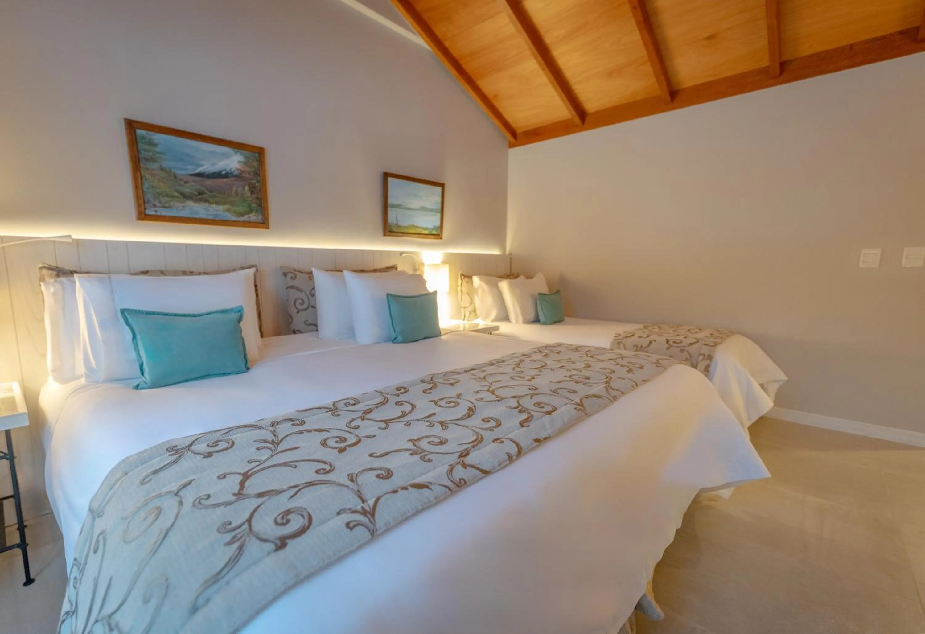 Bed in Tolkeyen Ushuaia Hotel