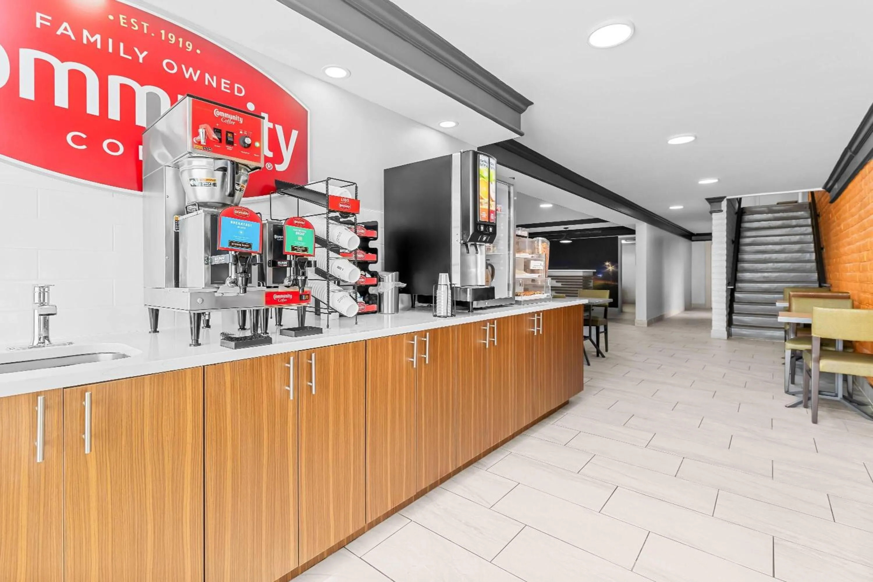 Breakfast in La Quinta Inn by Wyndham Huntsville Research Park