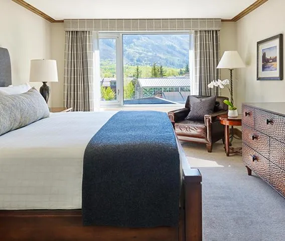 Day, Bed in Residences at The Little Nell