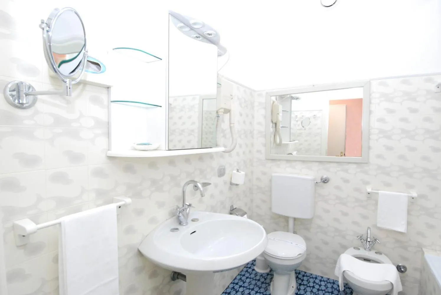 Bathroom in Hotel Il Burchiello