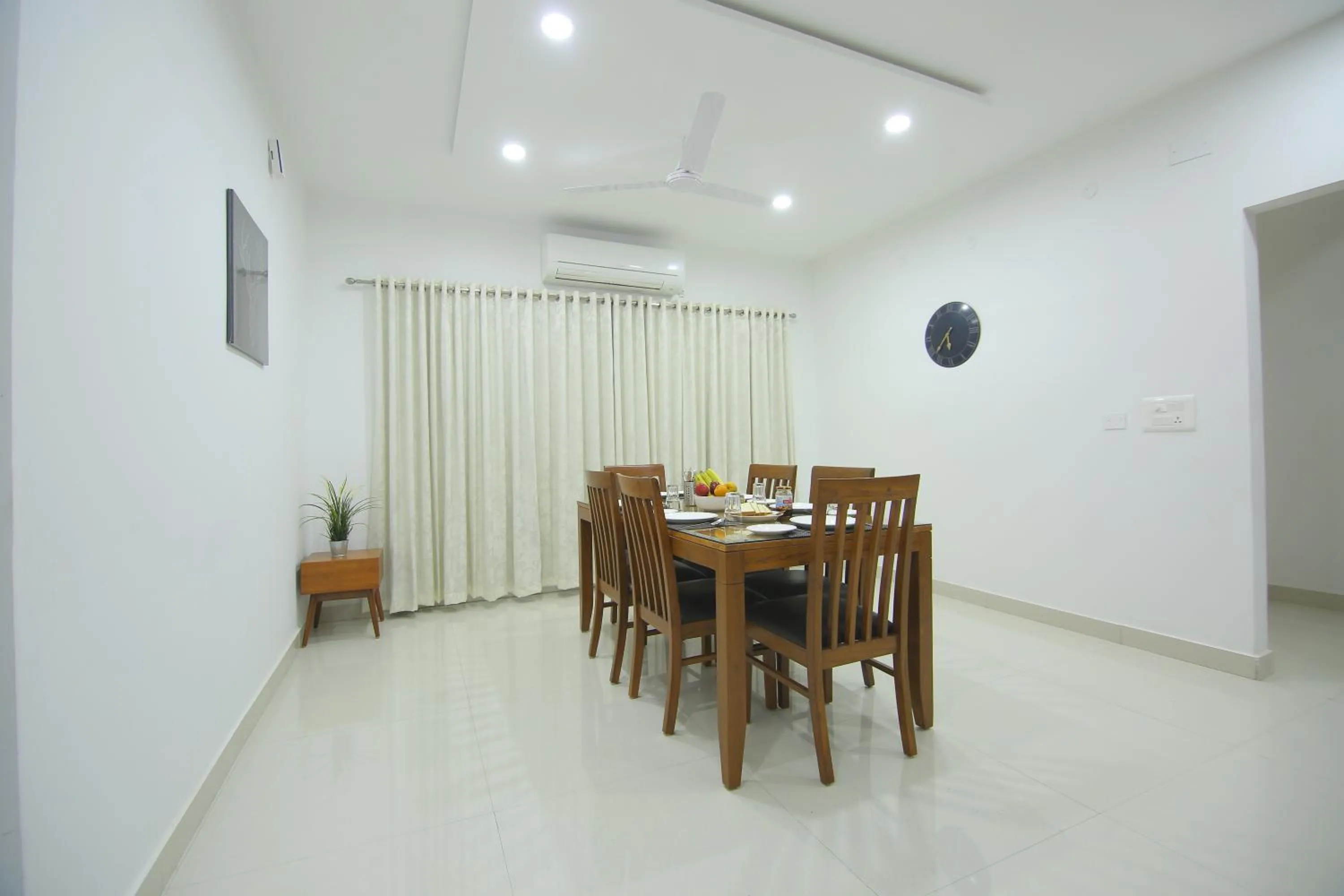 Dining area in Aptly Premium Serviced Apartments - A BRAND UNIT OF SKYLA