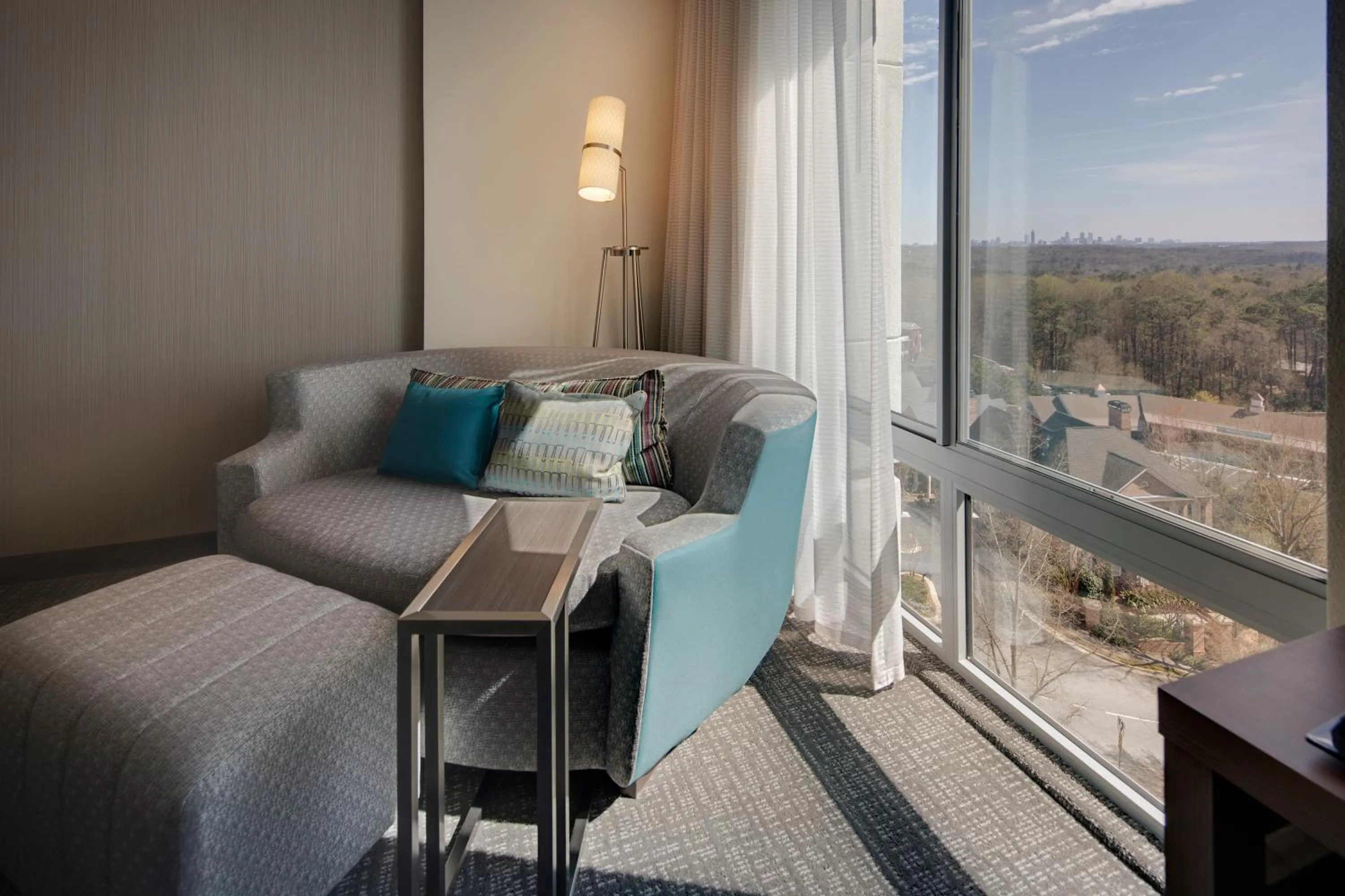 City view, Bed in Courtyard by Marriott Atlanta Vinings/Galleria