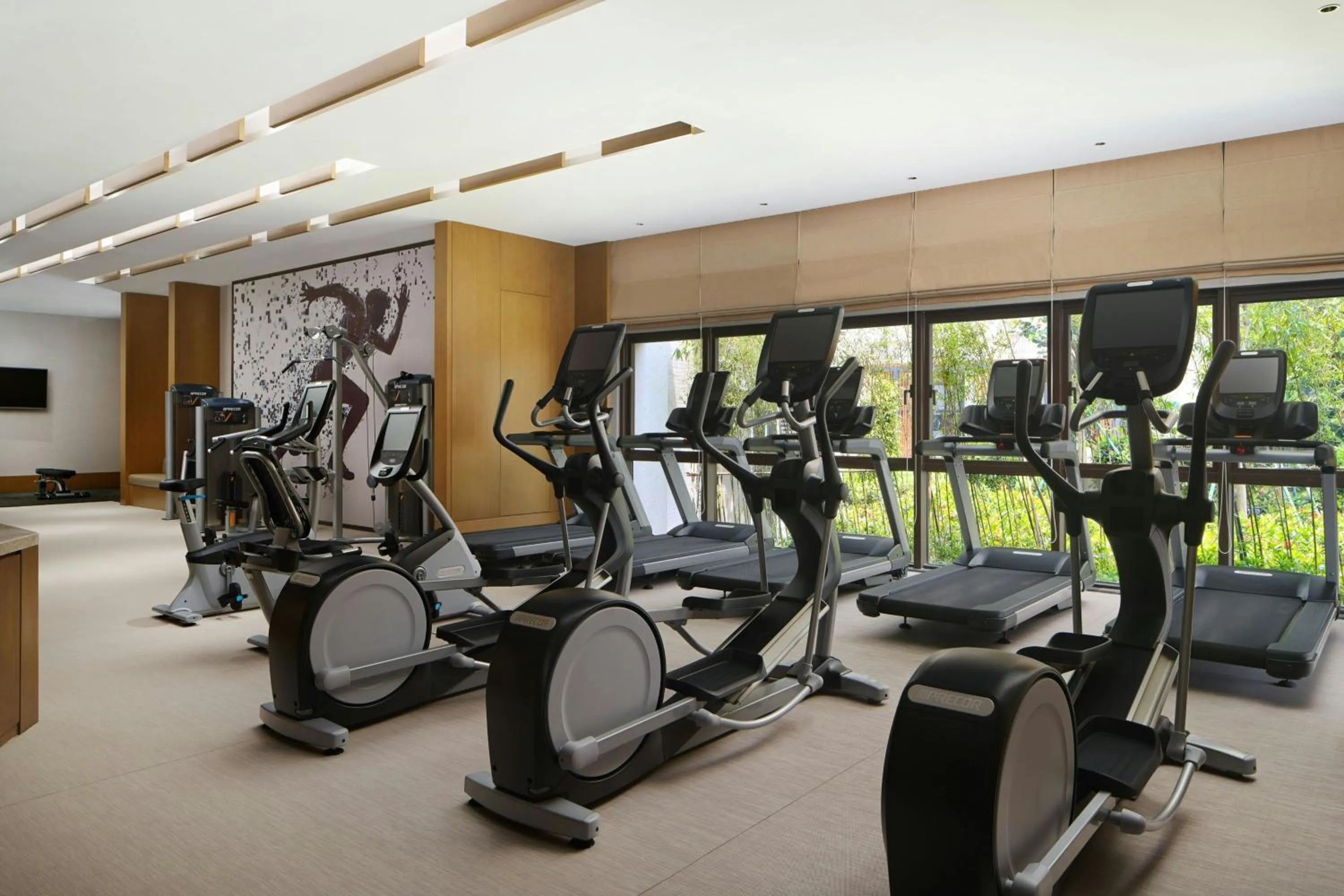 Fitness centre/facilities in Sheraton Yunfu Xinxing Hotel