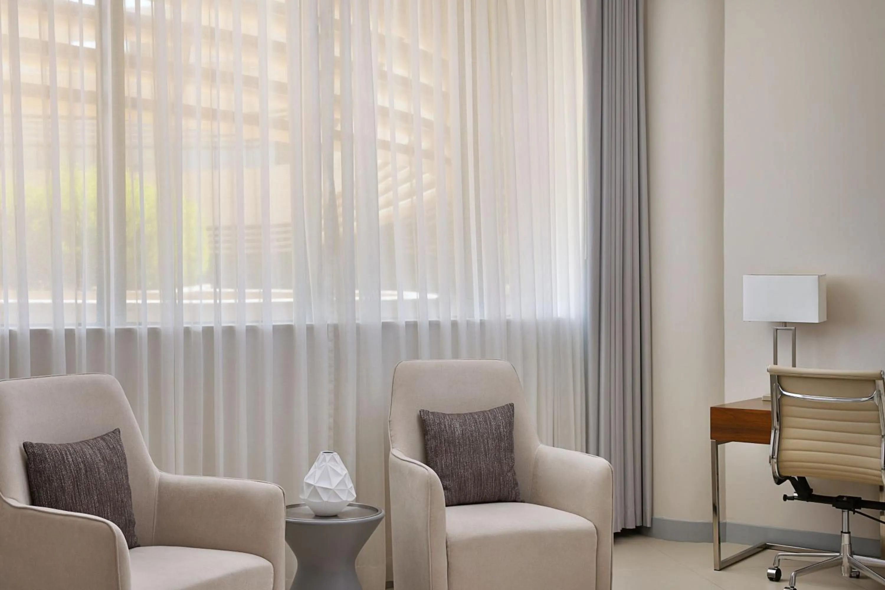 Lounge or bar in Marriott Riyadh Diplomatic Quarter