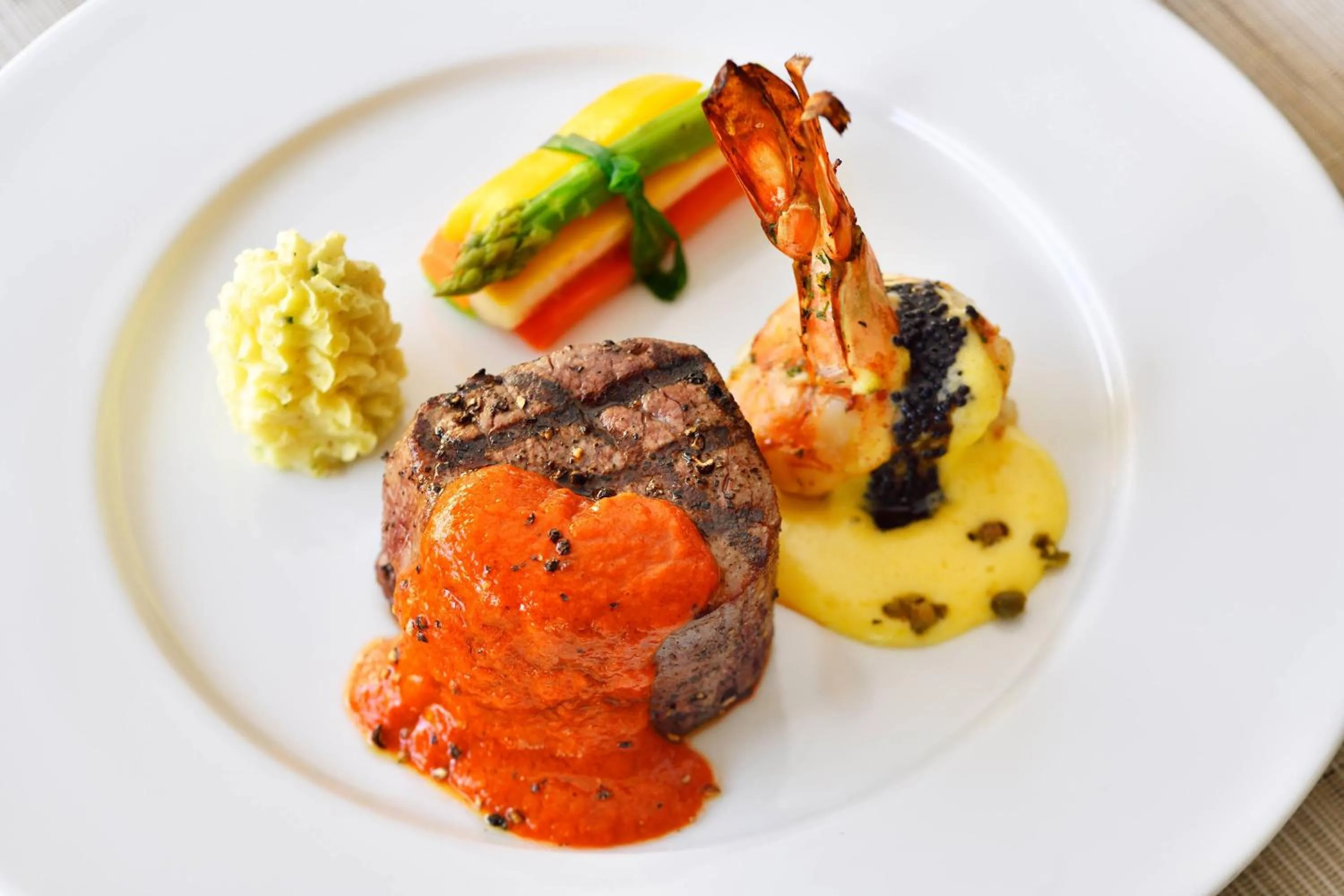 Restaurant/places to eat in Marriott Riyadh Diplomatic Quarter