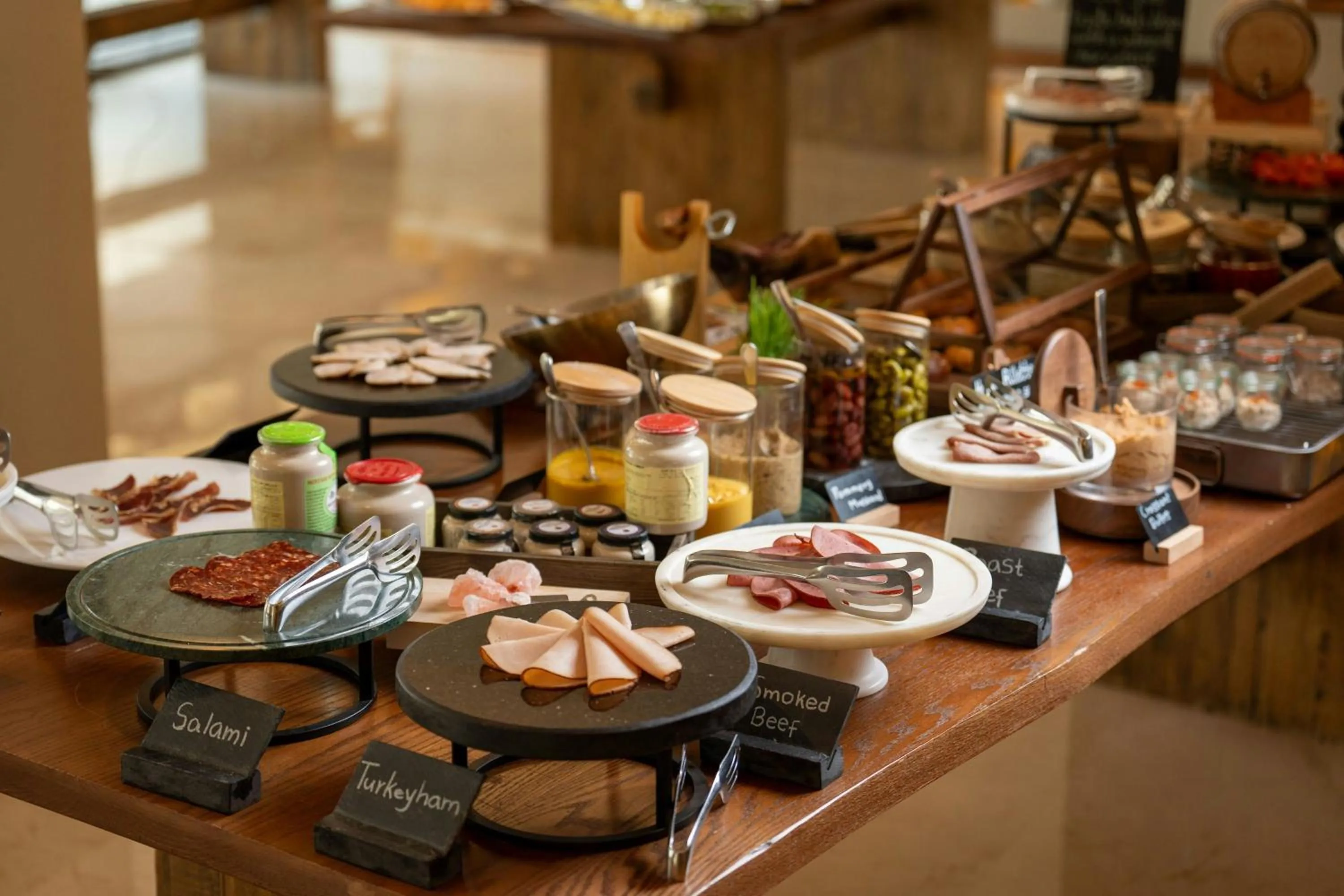 Kitchen or kitchenette in Marriott Riyadh Diplomatic Quarter