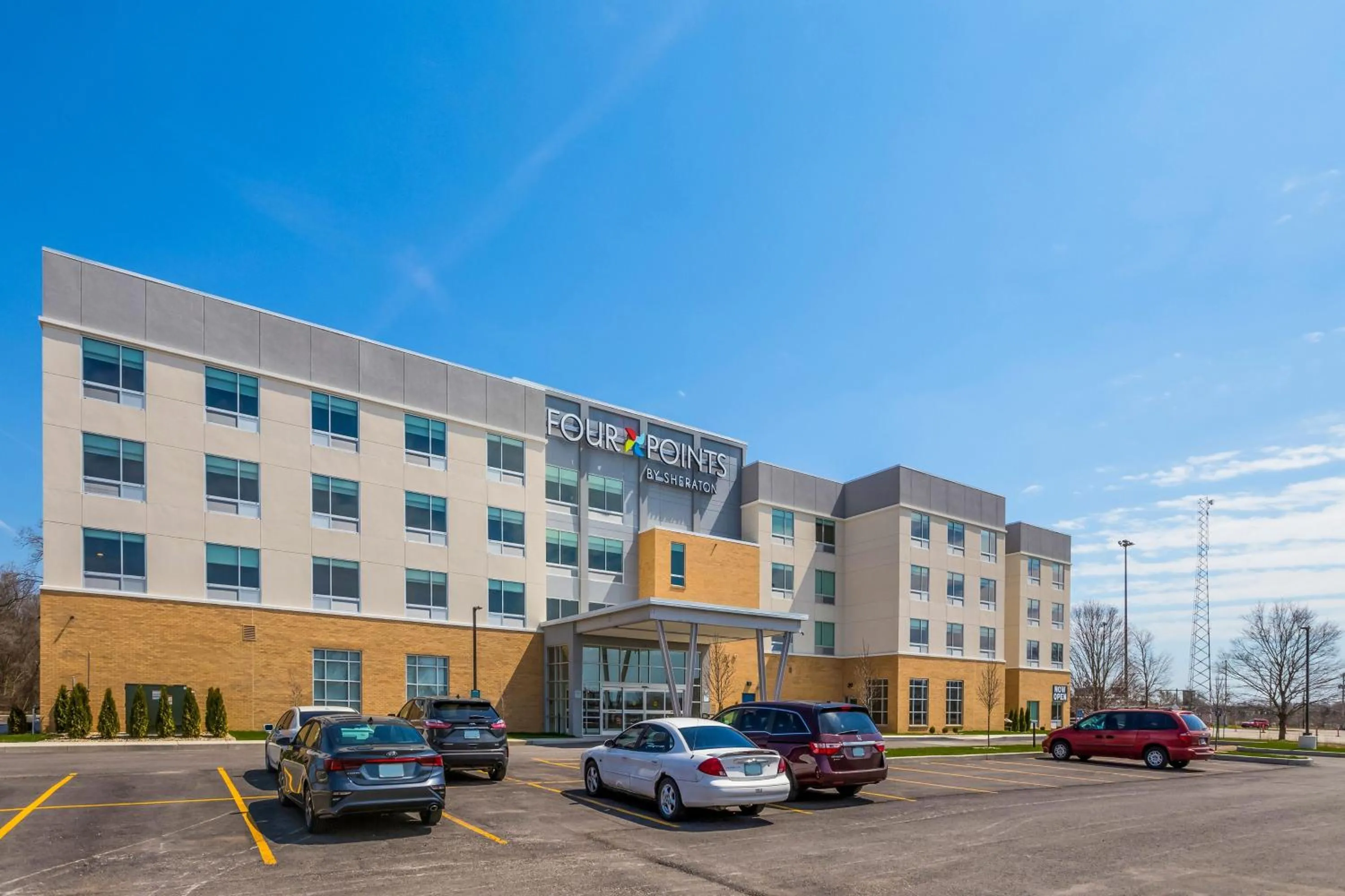 Property building in Four Points by Sheraton Elkhart