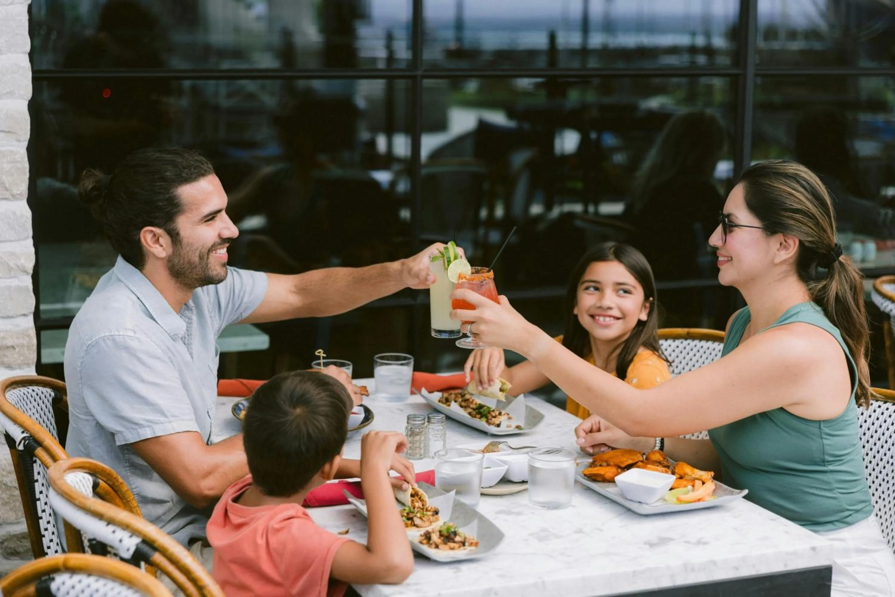 Restaurant/places to eat in Vespera Resort on Pismo Beach, Autograph Collection