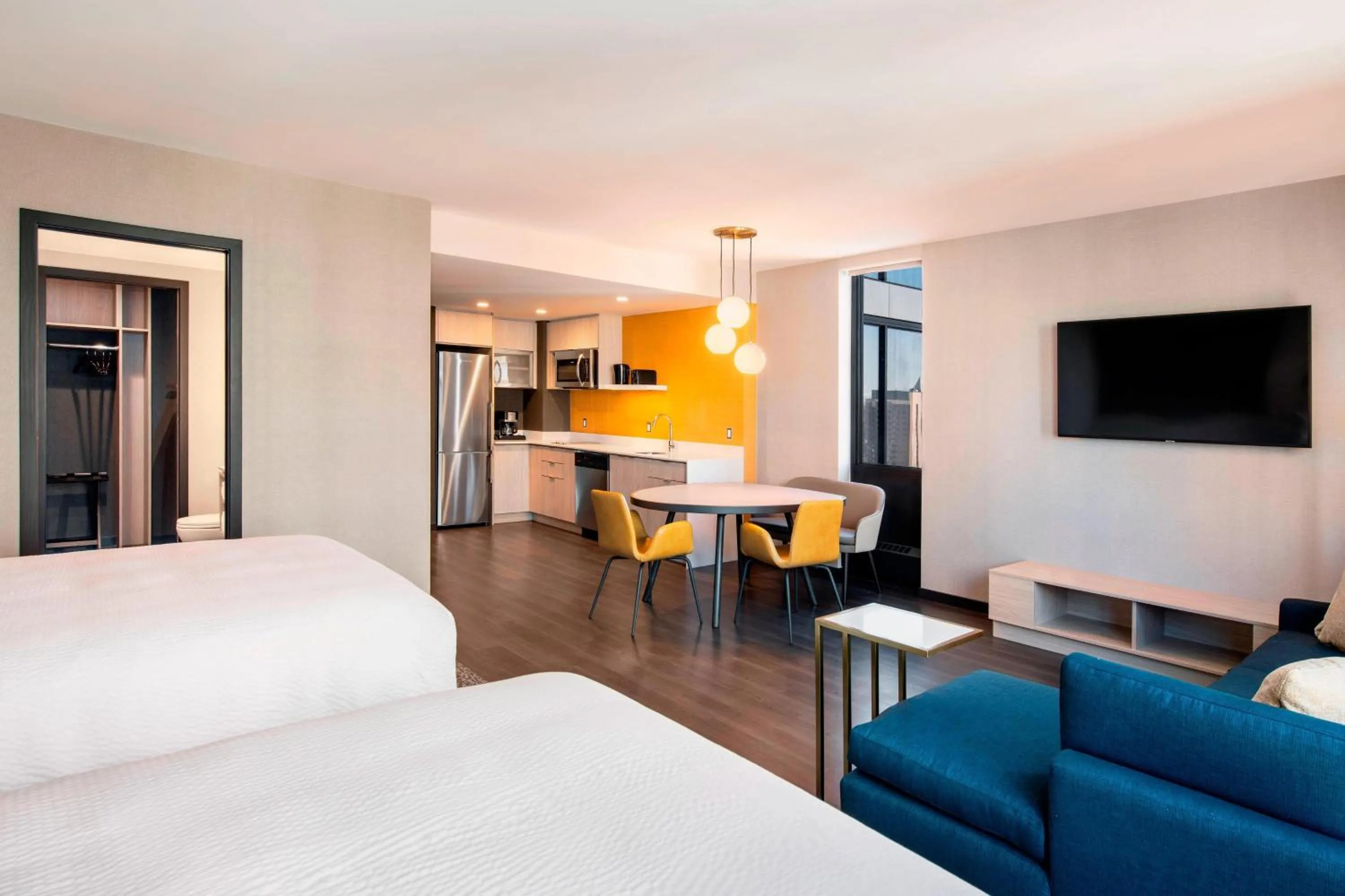 Bedroom, Bed in Residence Inn by Marriott Calgary Downtown/Beltline District