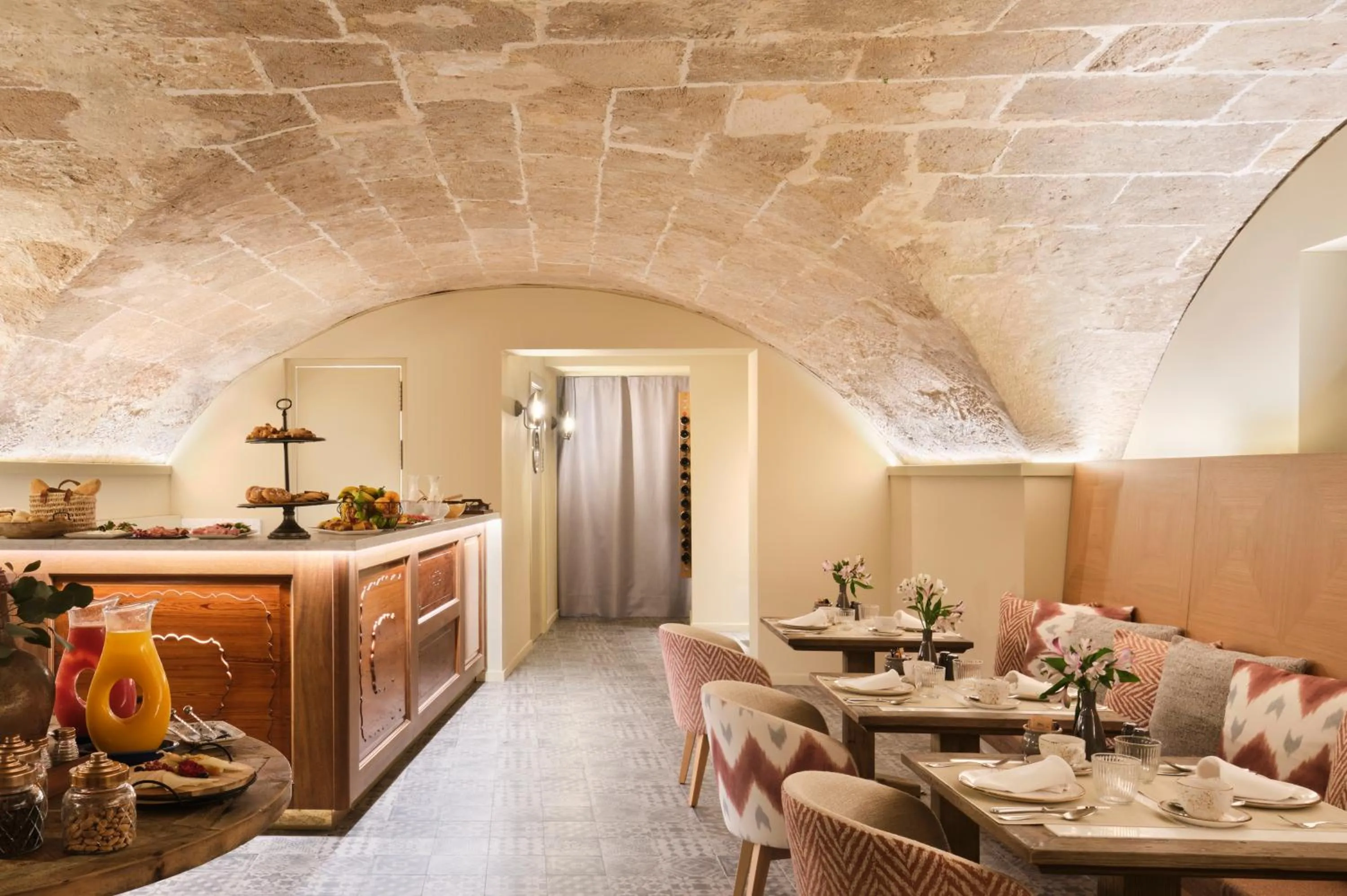 Restaurant/places to eat in Hotel Antigua Palma - Casa Noble