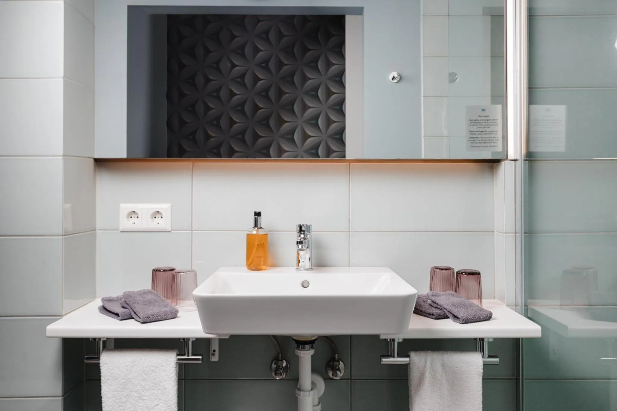 Bathroom in ODDSSON Midtown Hotel