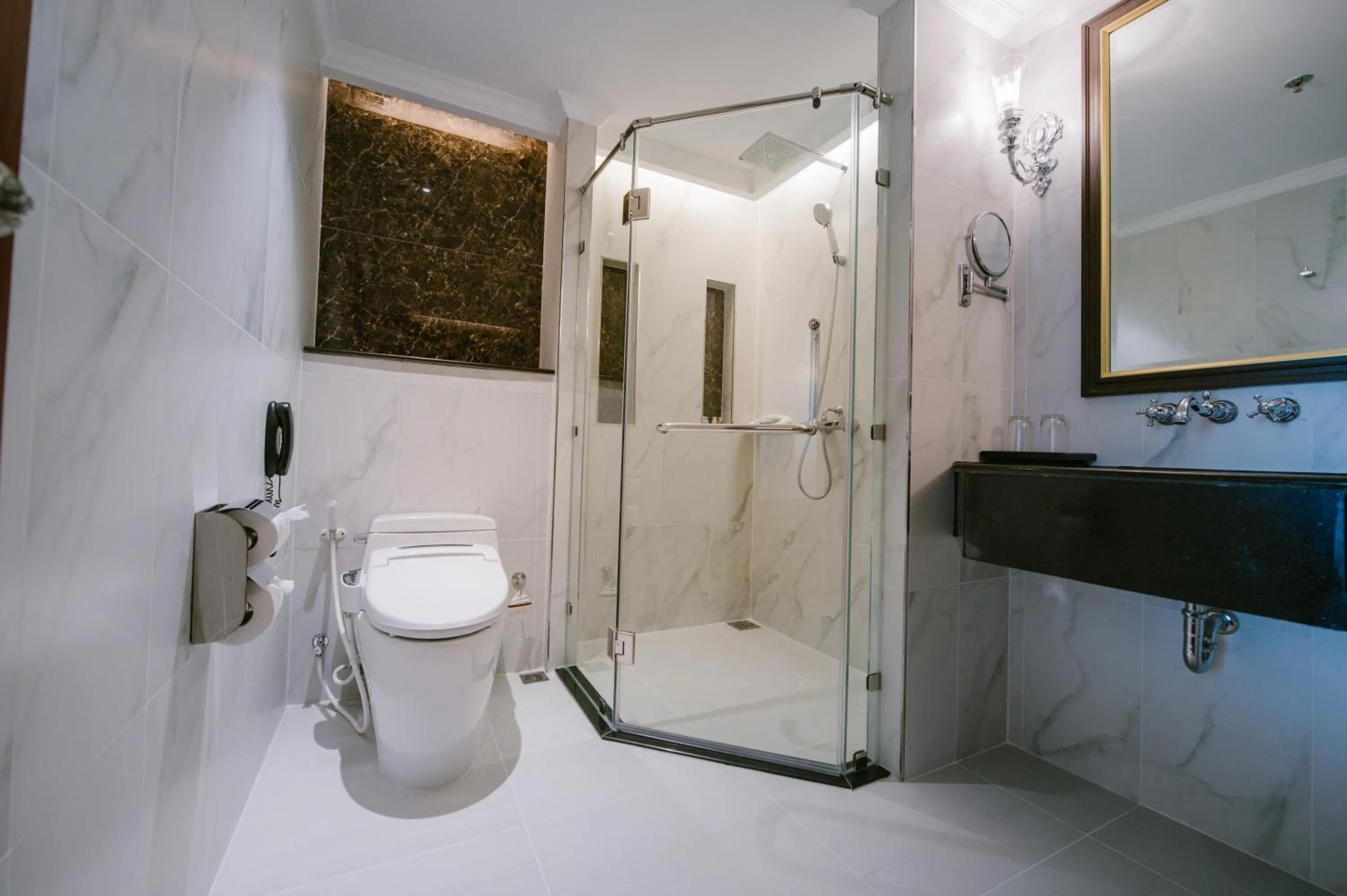 Shower in The Empress Premier Chiang Mai