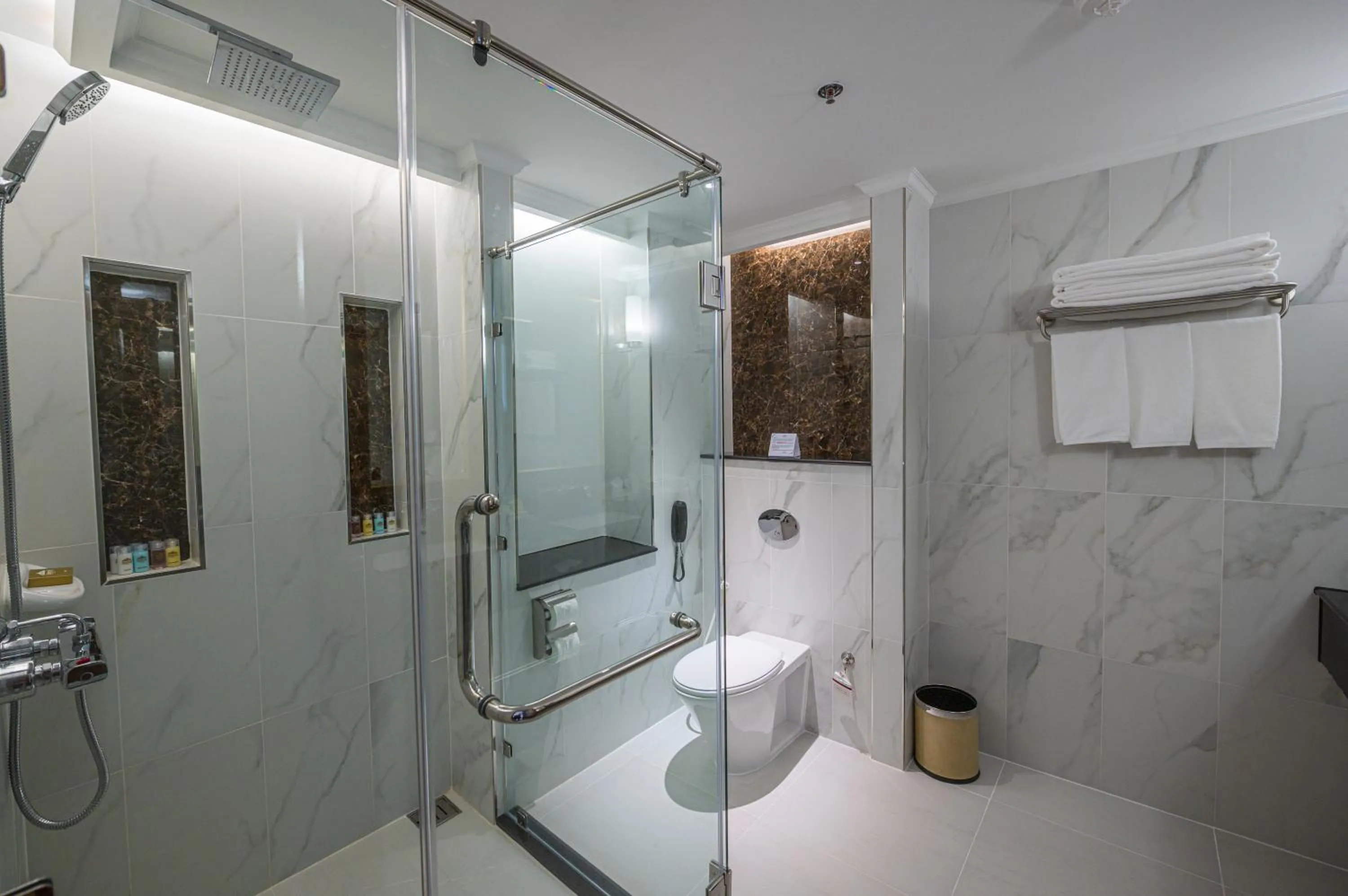 Shower in The Empress Premier Chiang Mai