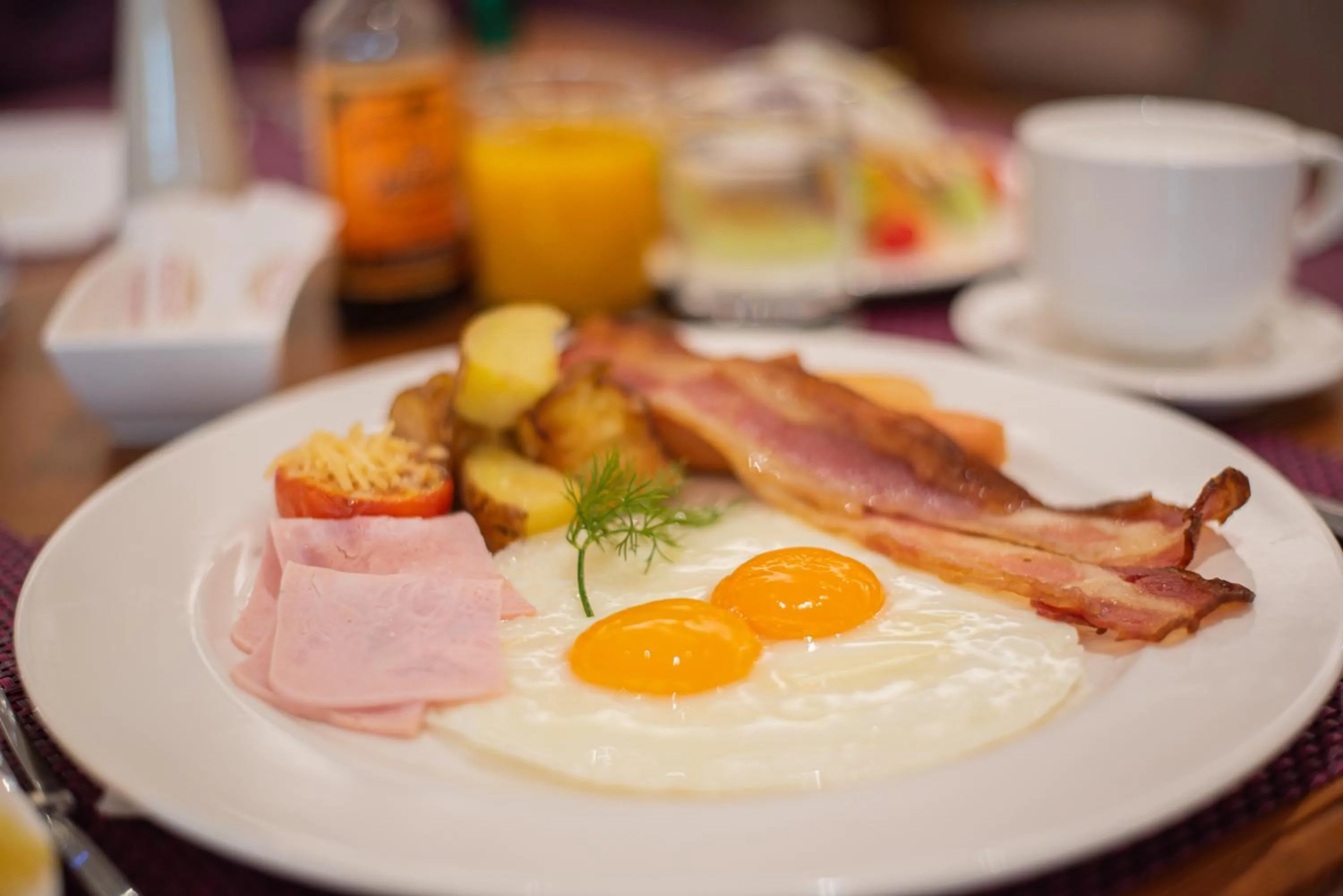 Breakfast in The Empress Premier Chiang Mai