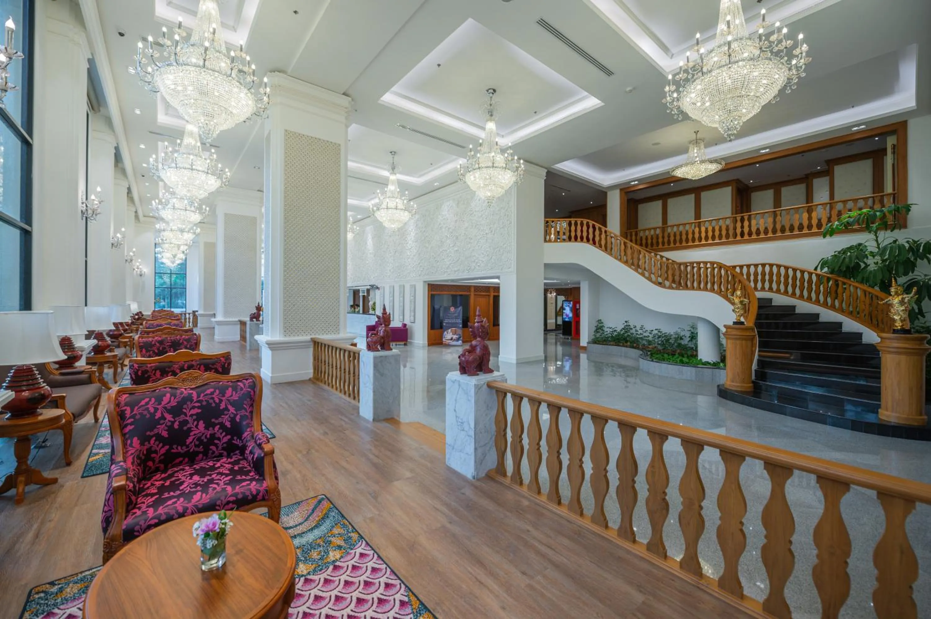 Lobby or reception in The Empress Premier Chiang Mai