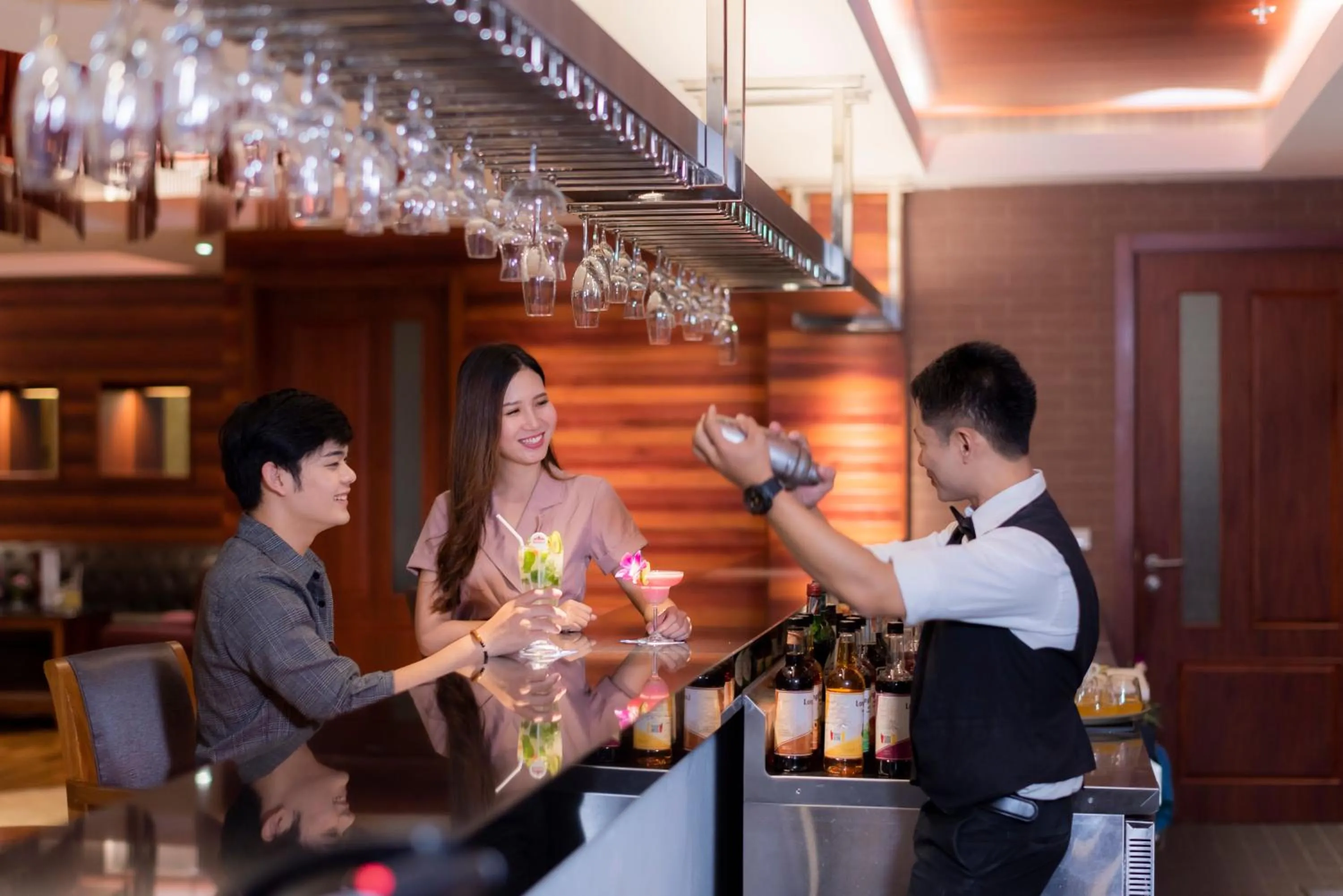 Lounge or bar in The Empress Premier Chiang Mai