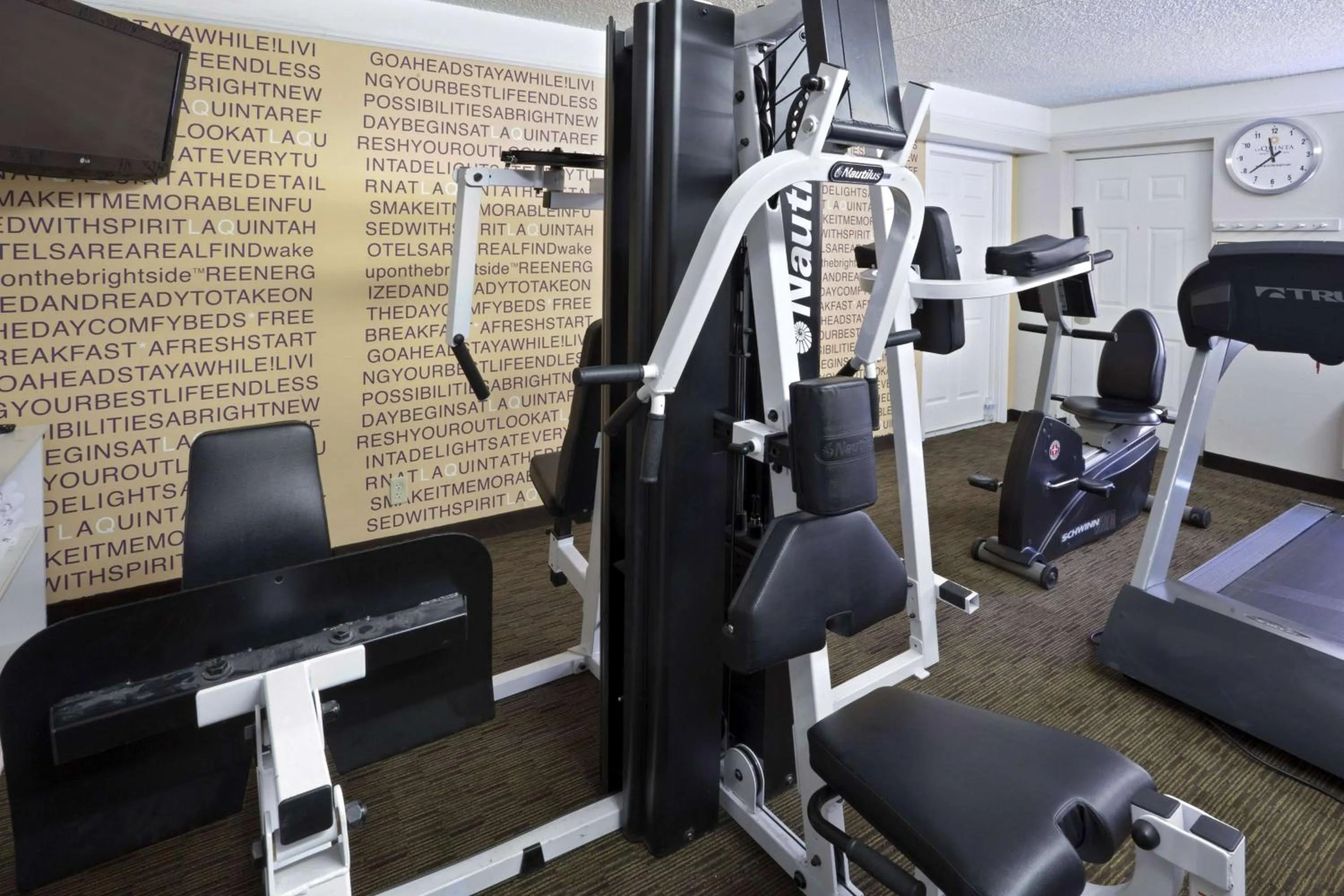 Fitness centre/facilities in La Quinta Inn by Wyndham Phoenix Sky Harbor Airport