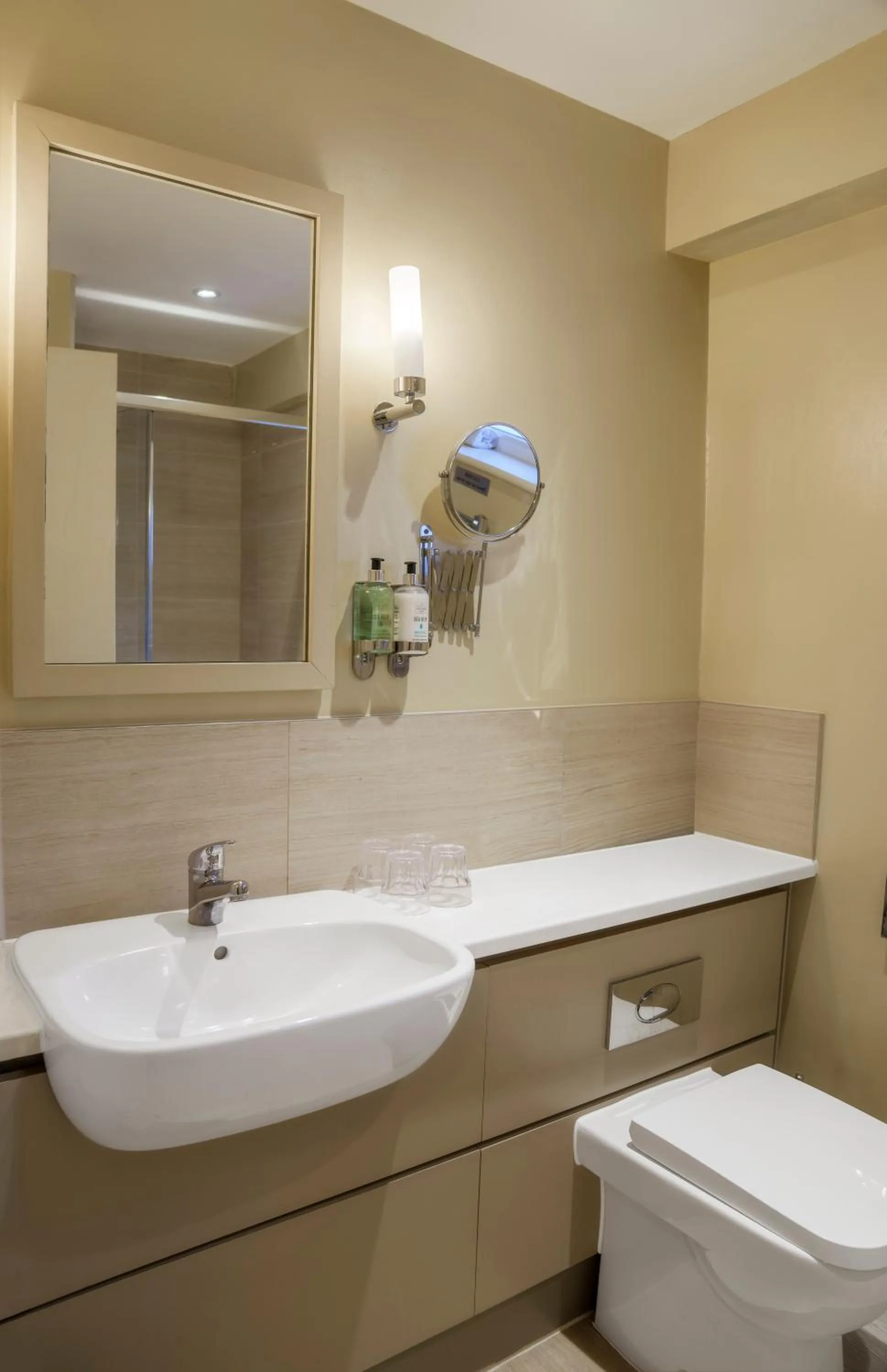 Toilet in The Bamburgh Castle Inn - The Inn Collection Group