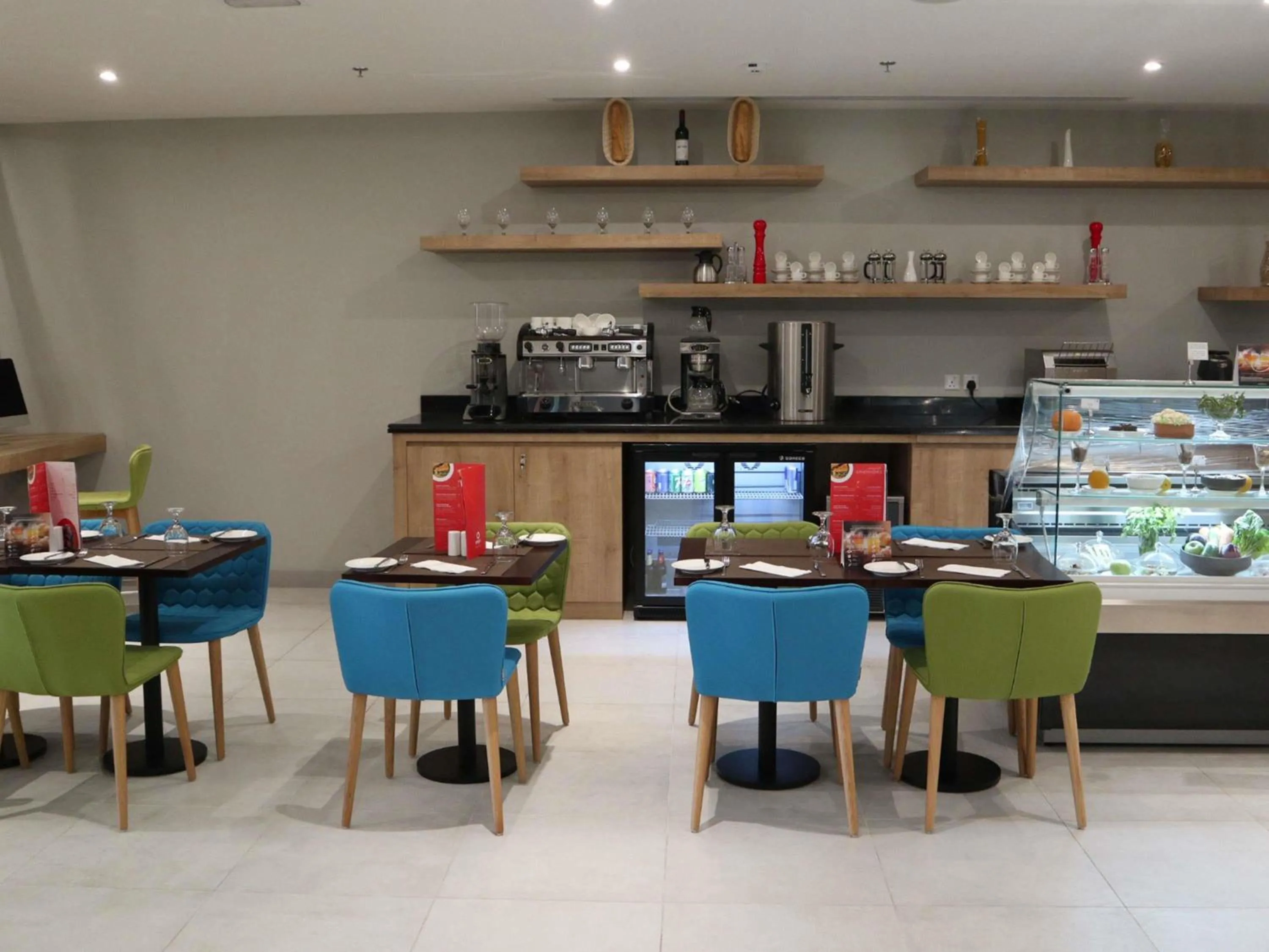 Lounge or bar in Adagio Aparthotel Jeddah Malik Road