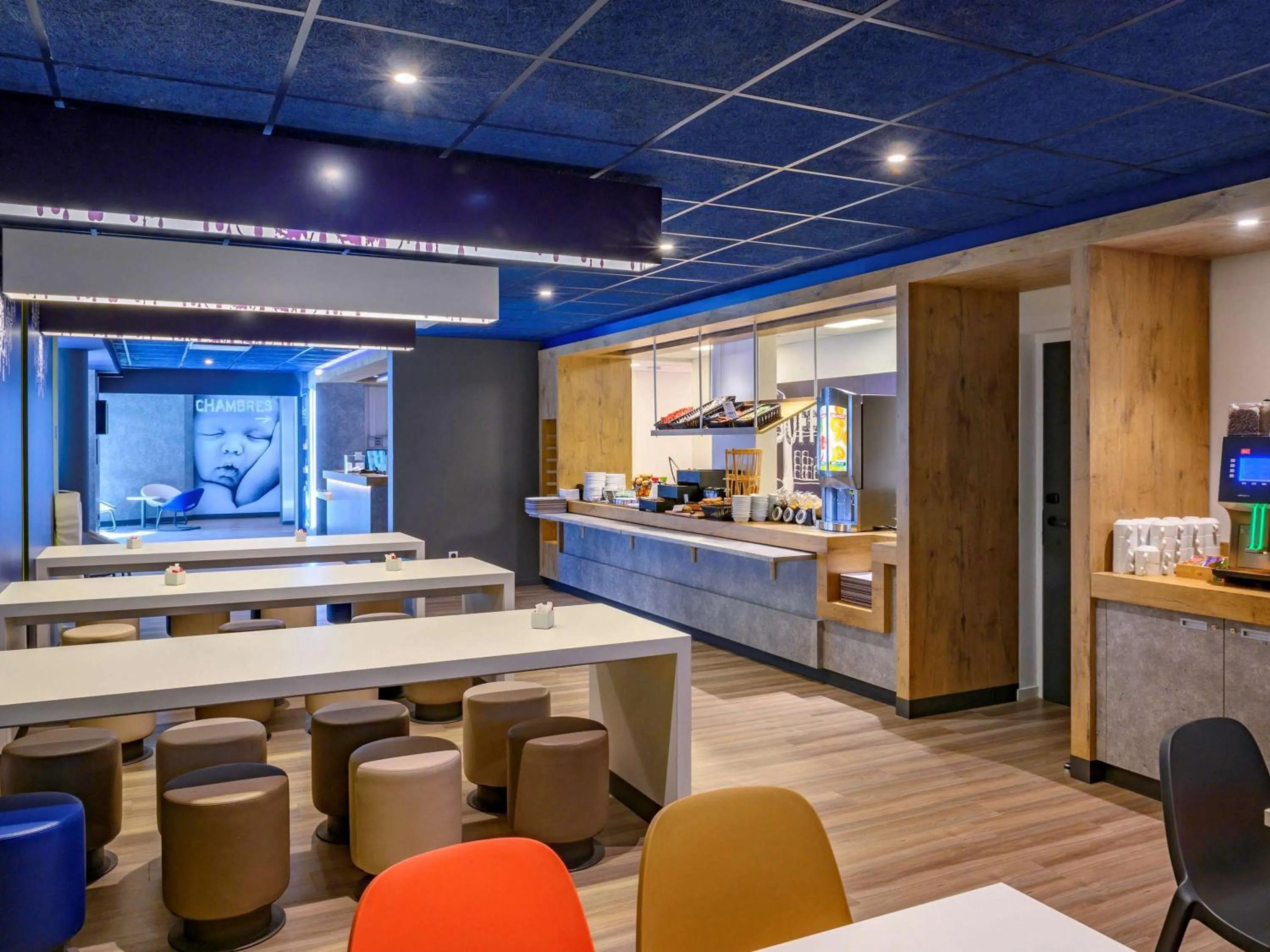 Restaurant/places to eat in ibis budget Saint-Étienne Centre Gare Châteaucreux