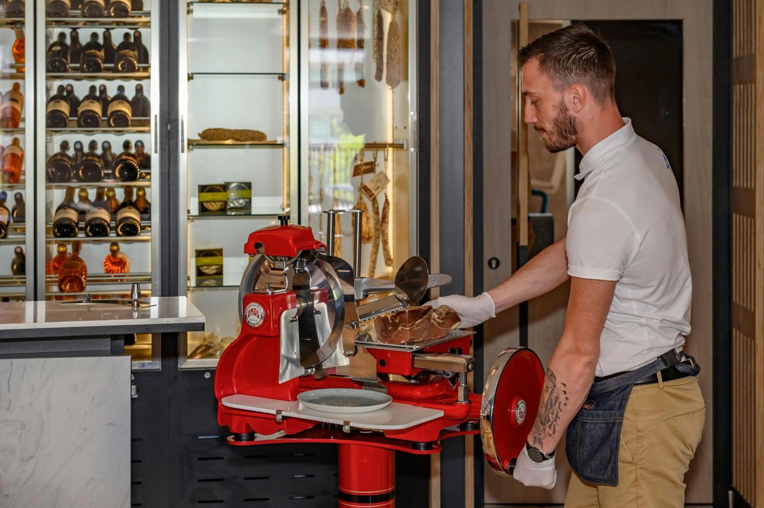 Staff in Novotel Saint-Étienne Centre Gare Châteaucreux