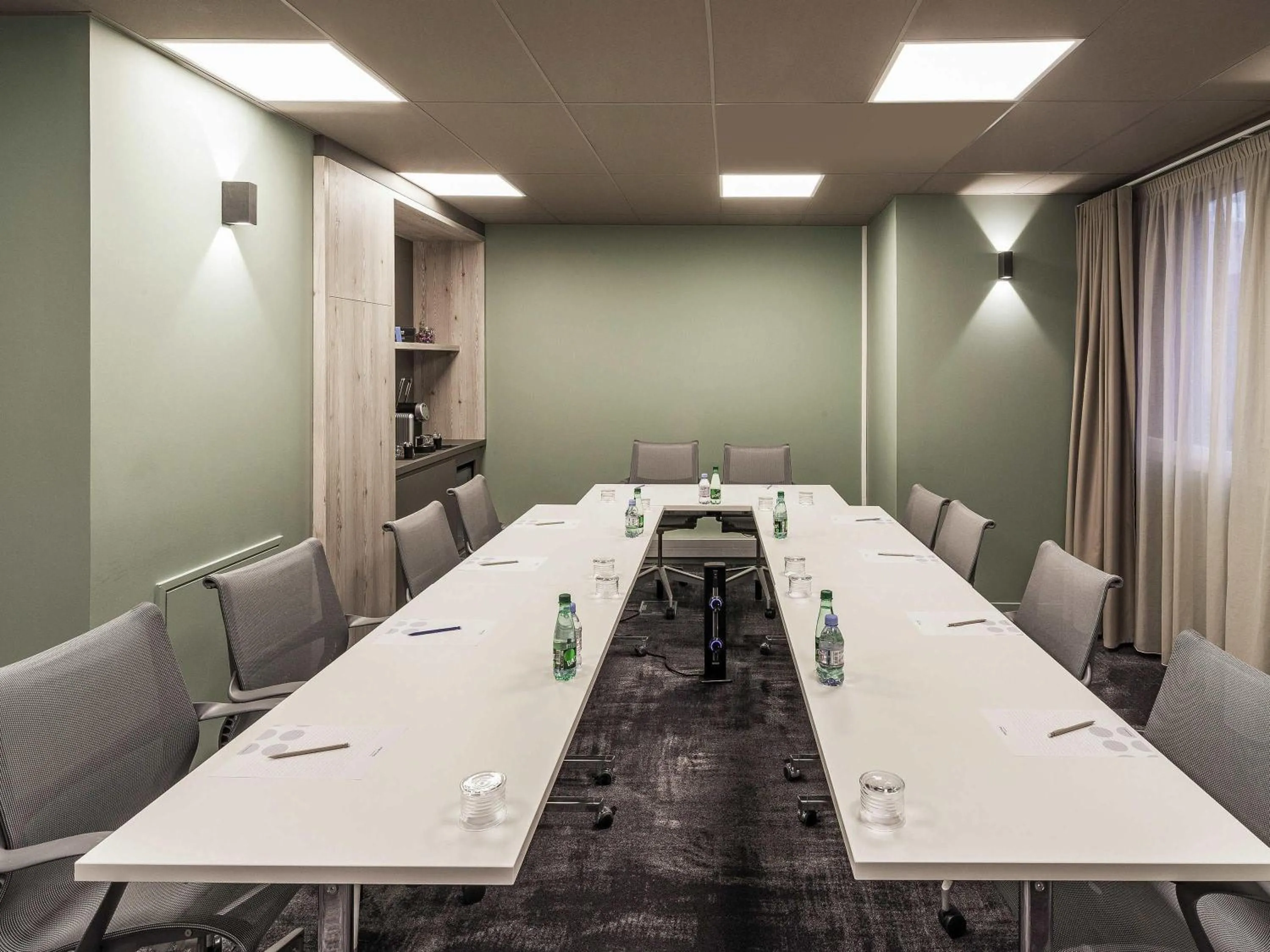 Meeting/conference room in Novotel Saint-Étienne Centre Gare Châteaucreux
