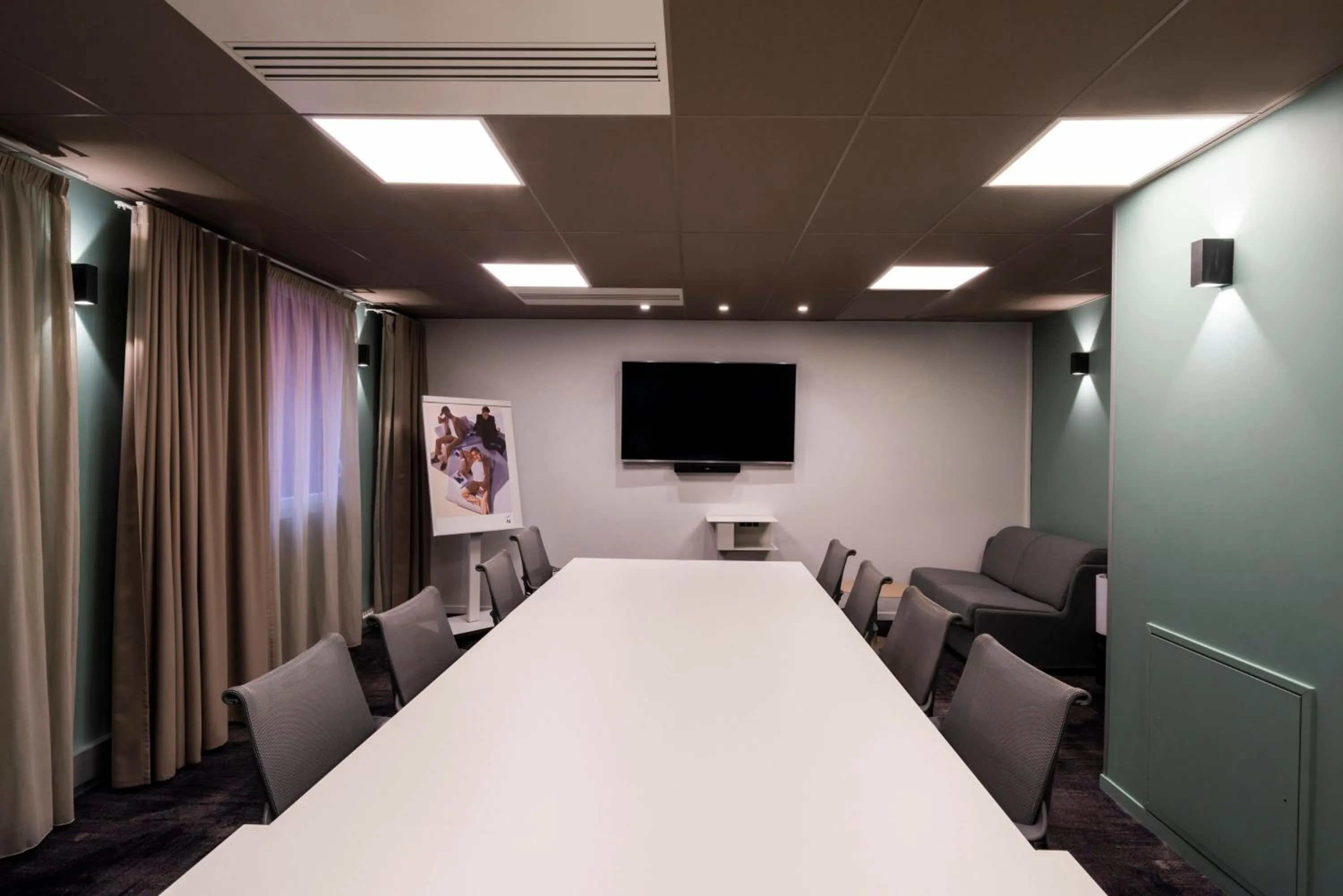 Meeting/conference room in Novotel Saint-Étienne Centre Gare Châteaucreux