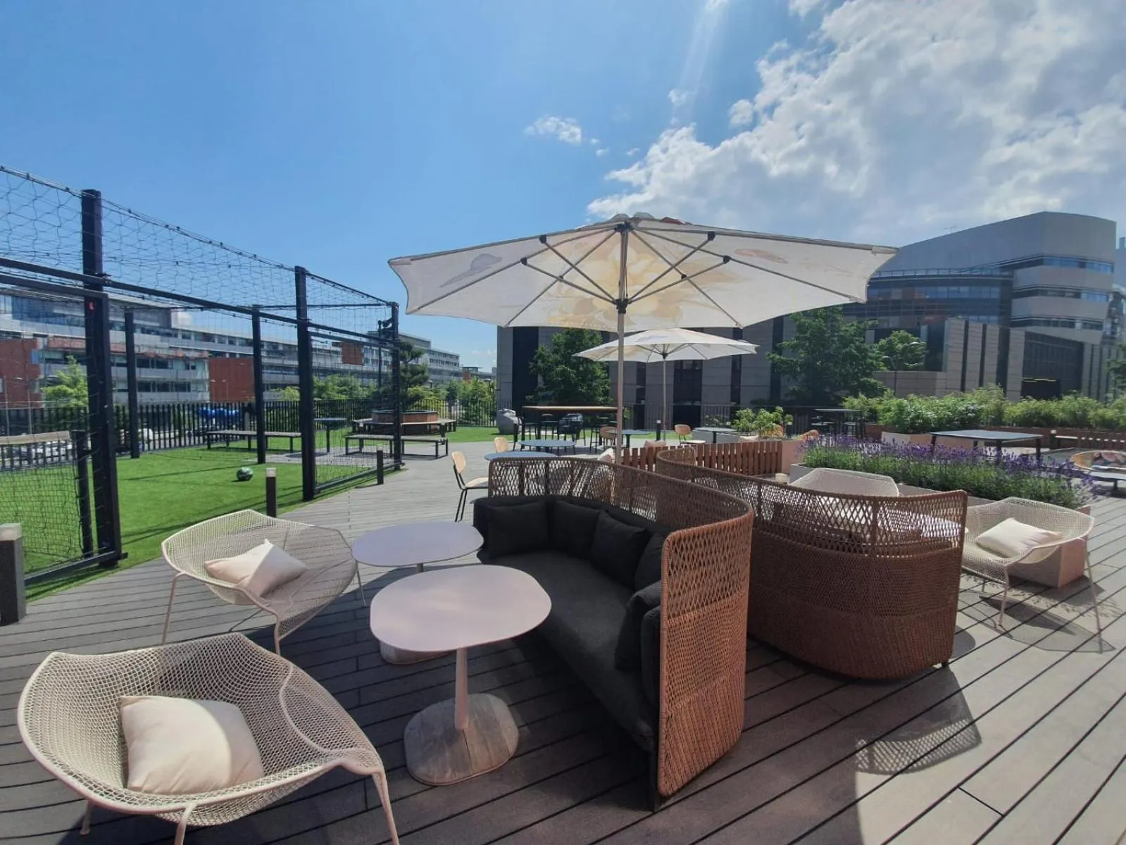 Spring in Novotel Saint-Étienne Centre Gare Châteaucreux