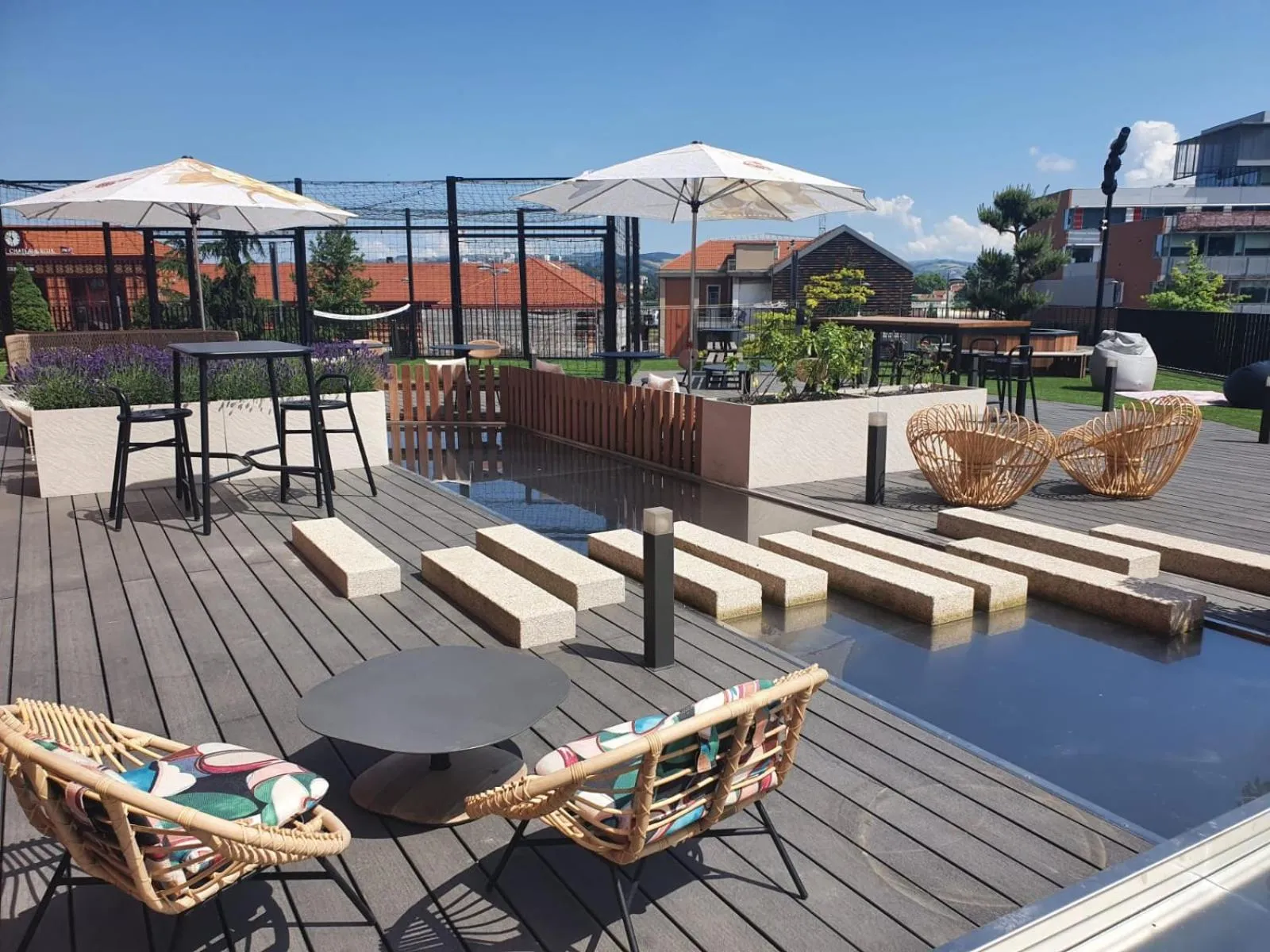 Balcony/Terrace in Novotel Saint-Étienne Centre Gare Châteaucreux