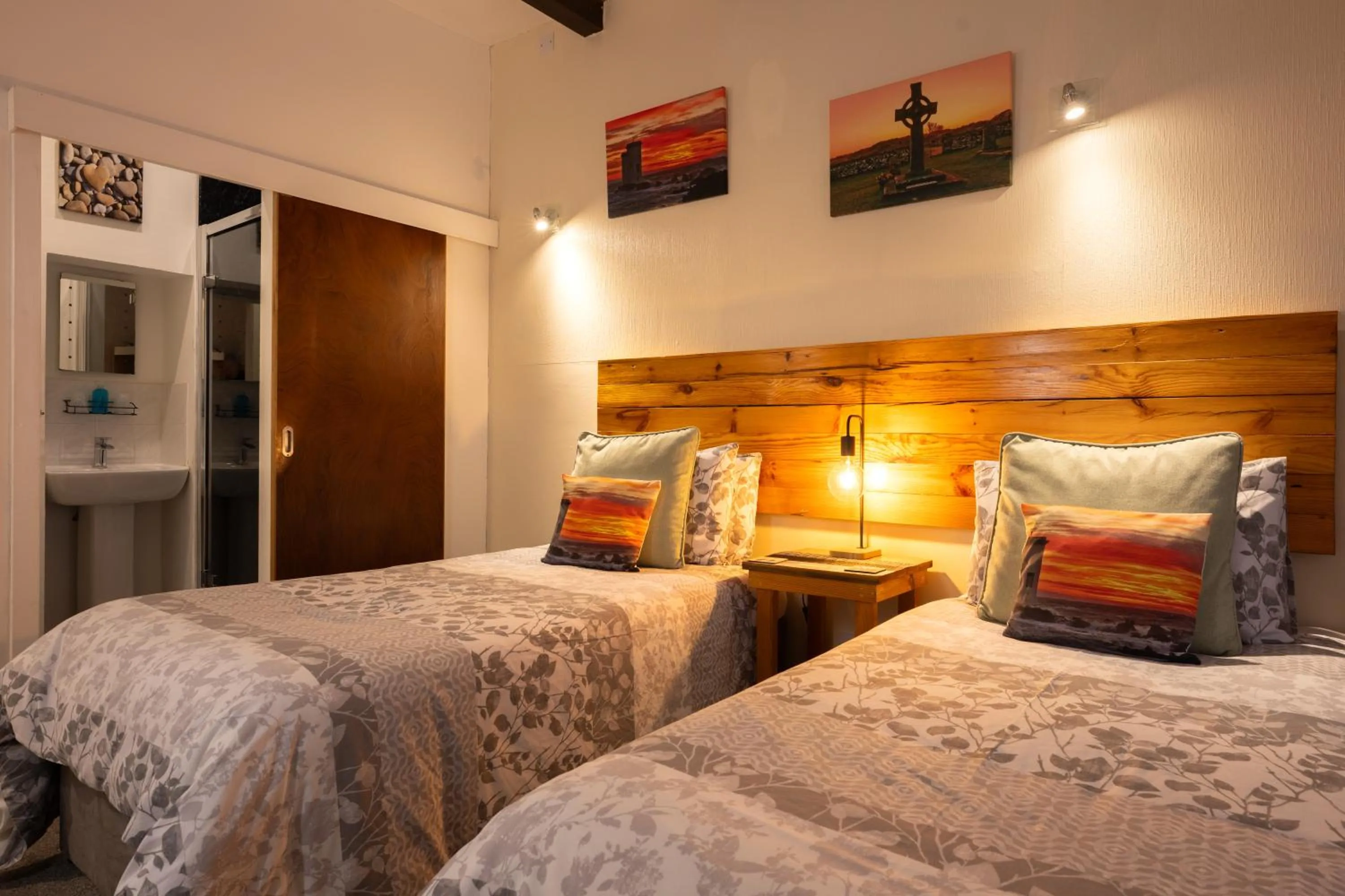 Bed in The Trout Fly Guest House