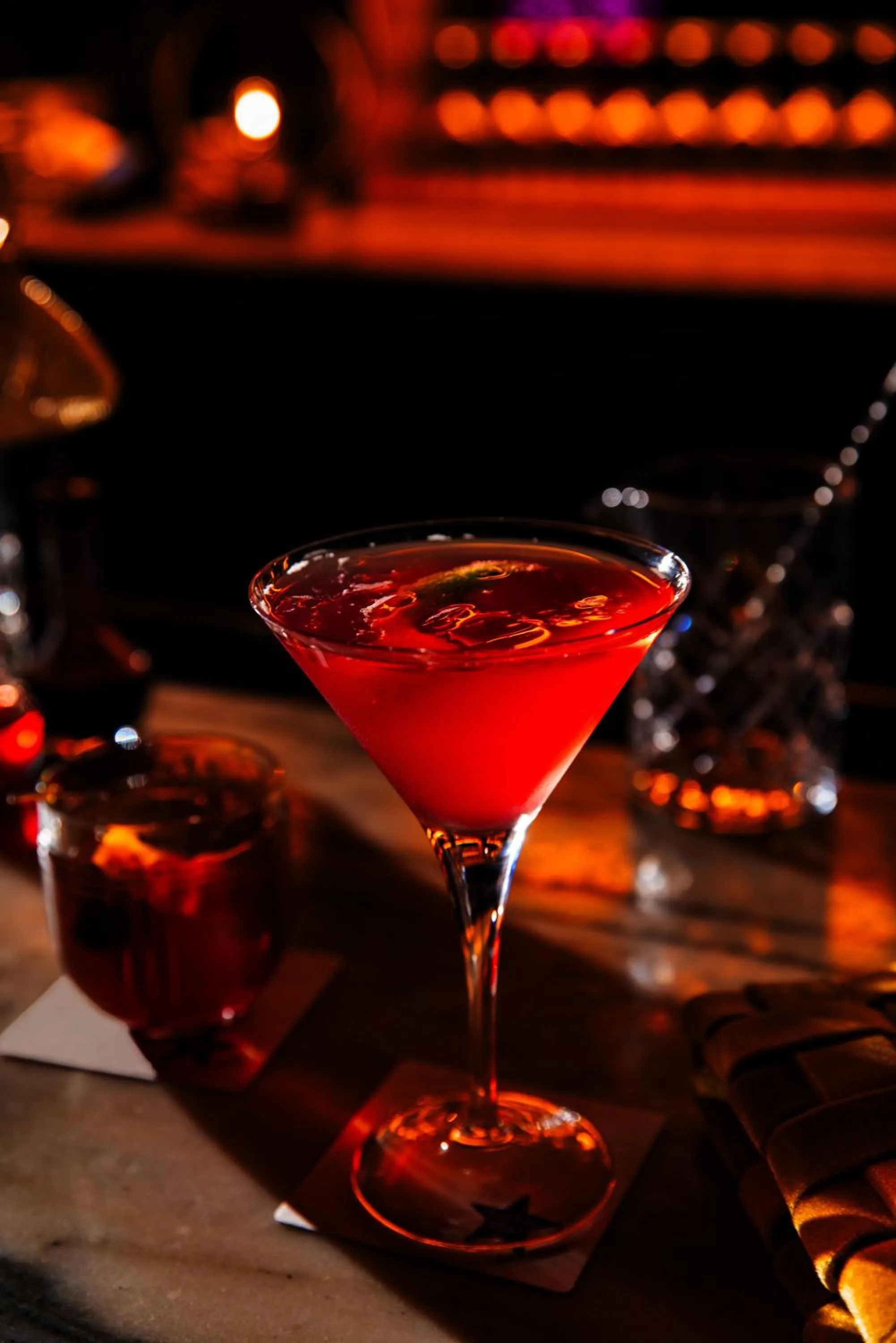 Lounge or bar in Hotel Dena, Pasadena Los Angeles, a Tribute Portfolio Hotel