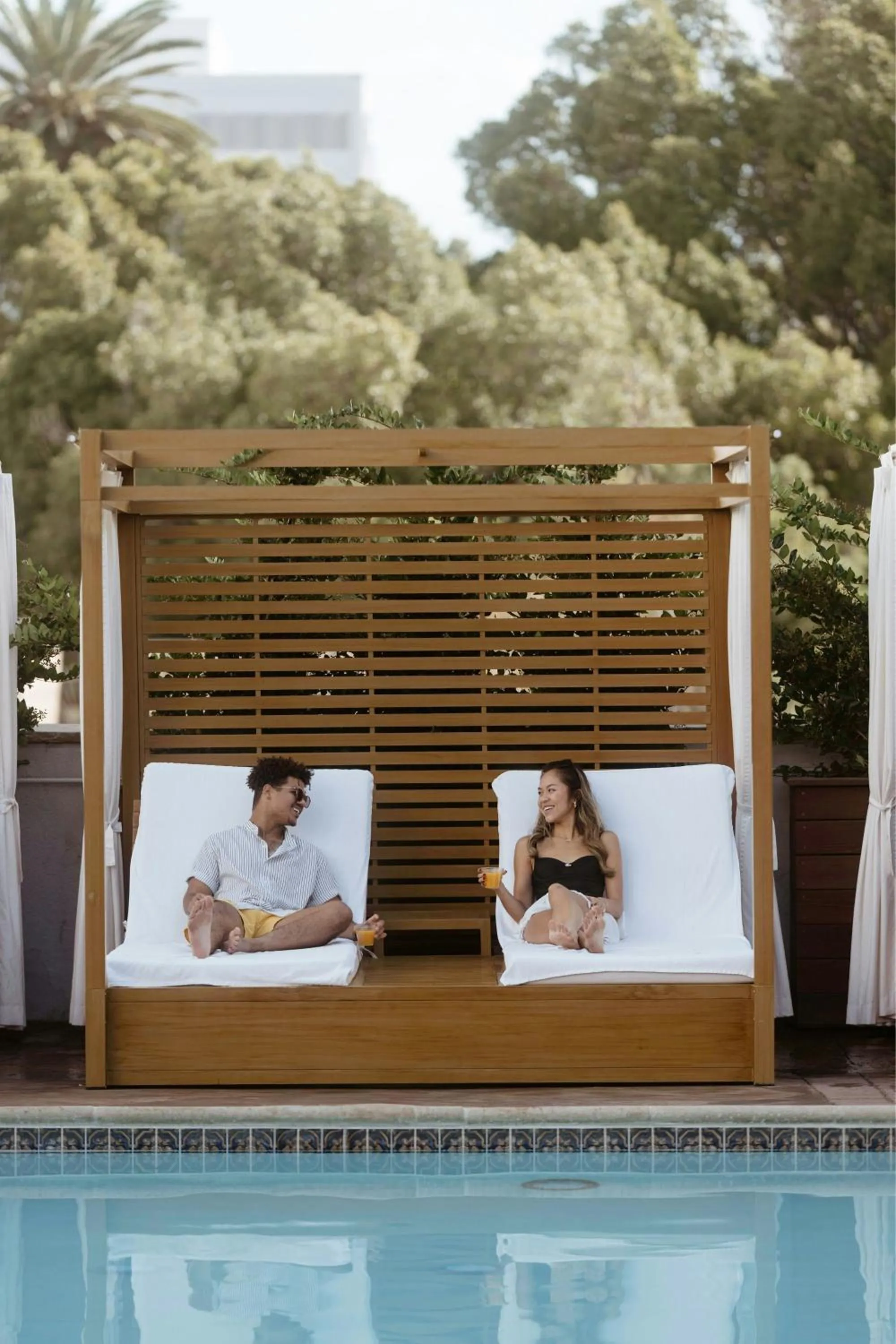 Swimming pool in Hotel Dena, Pasadena Los Angeles, a Tribute Portfolio Hotel