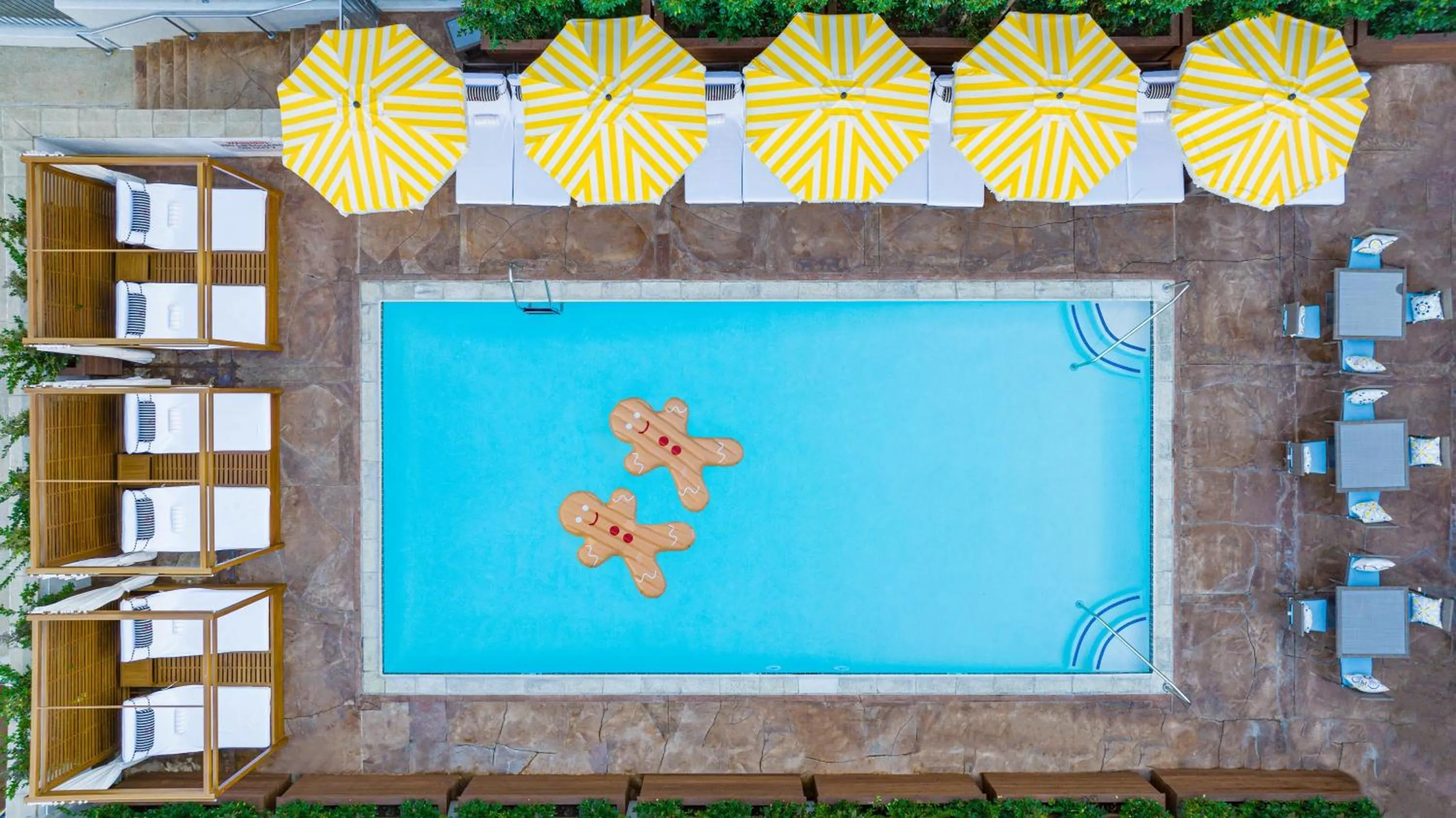 Swimming pool in Hotel Dena, Pasadena Los Angeles, a Tribute Portfolio Hotel