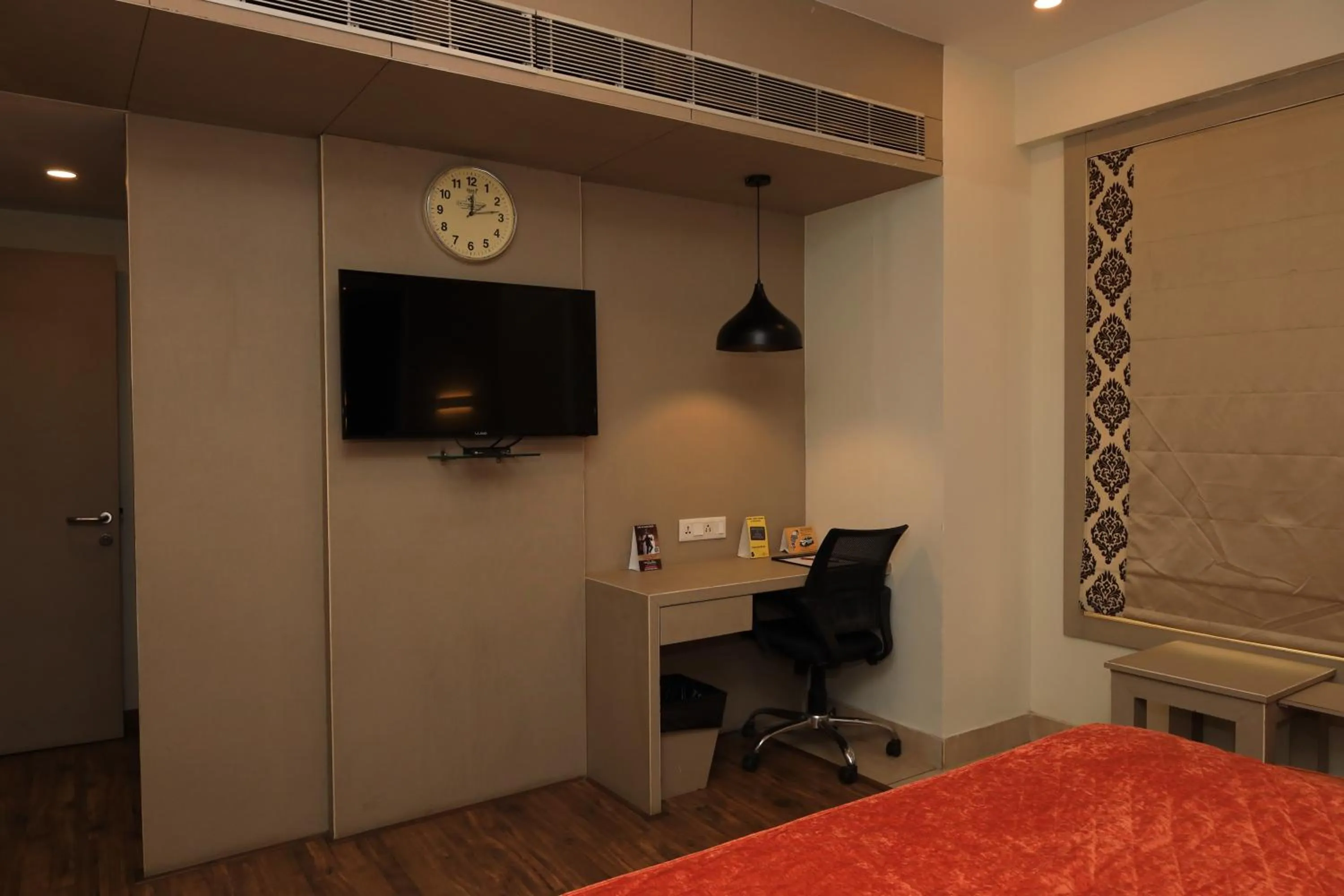 Bed in Aananda Imperial