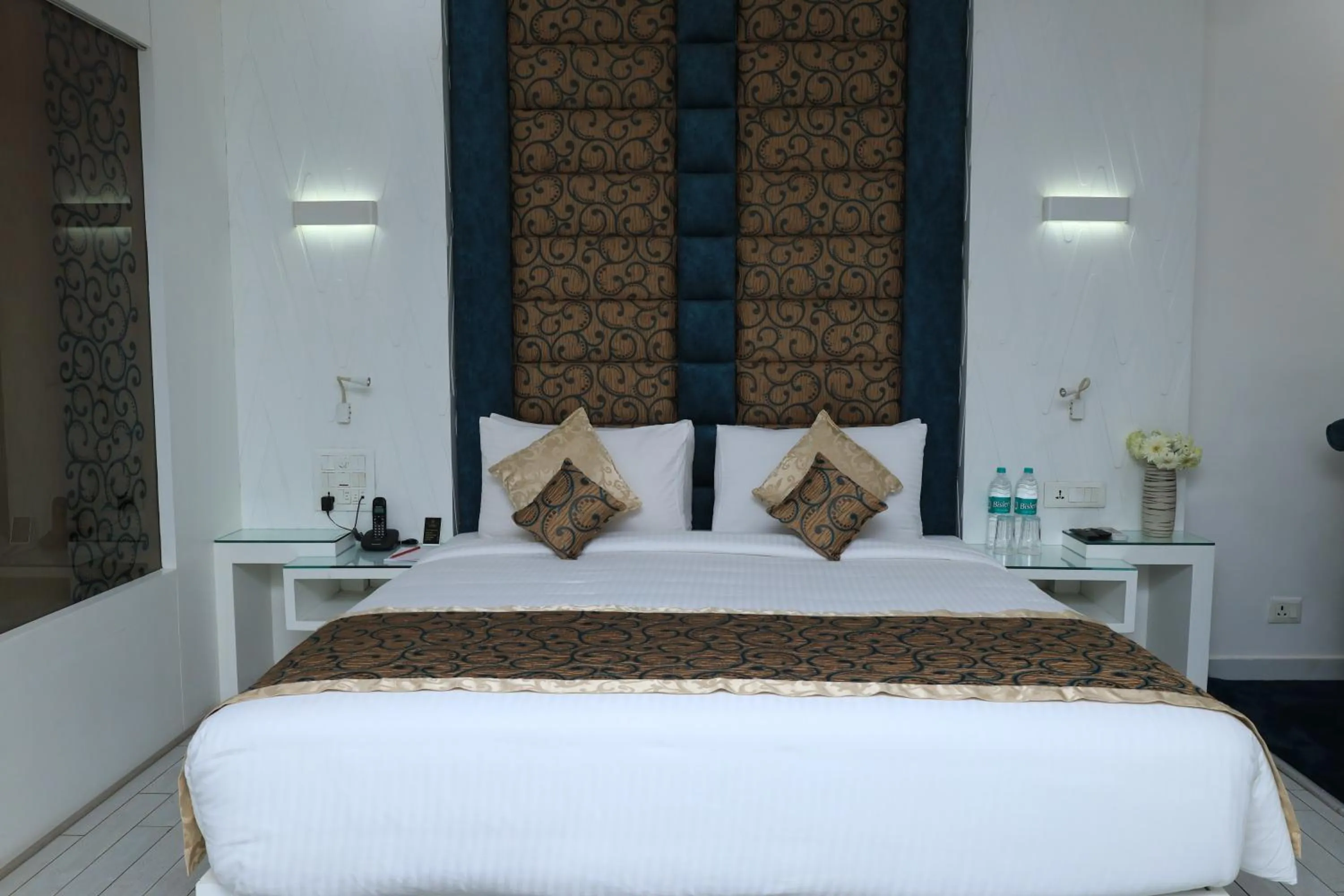 Bed in Aananda Imperial