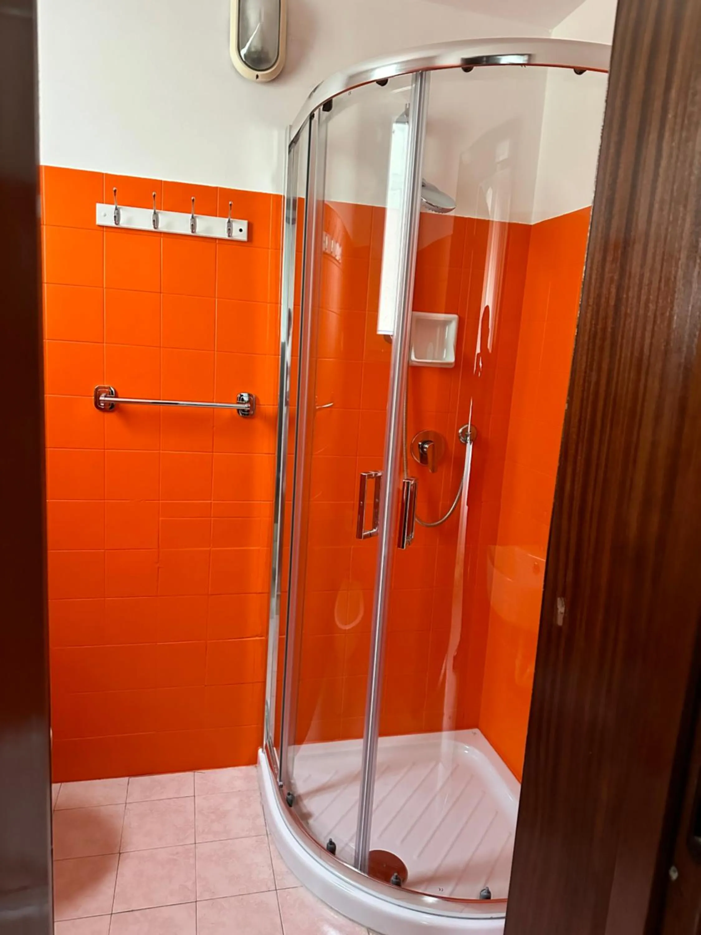 Shower in Hotel Enna Rimini
