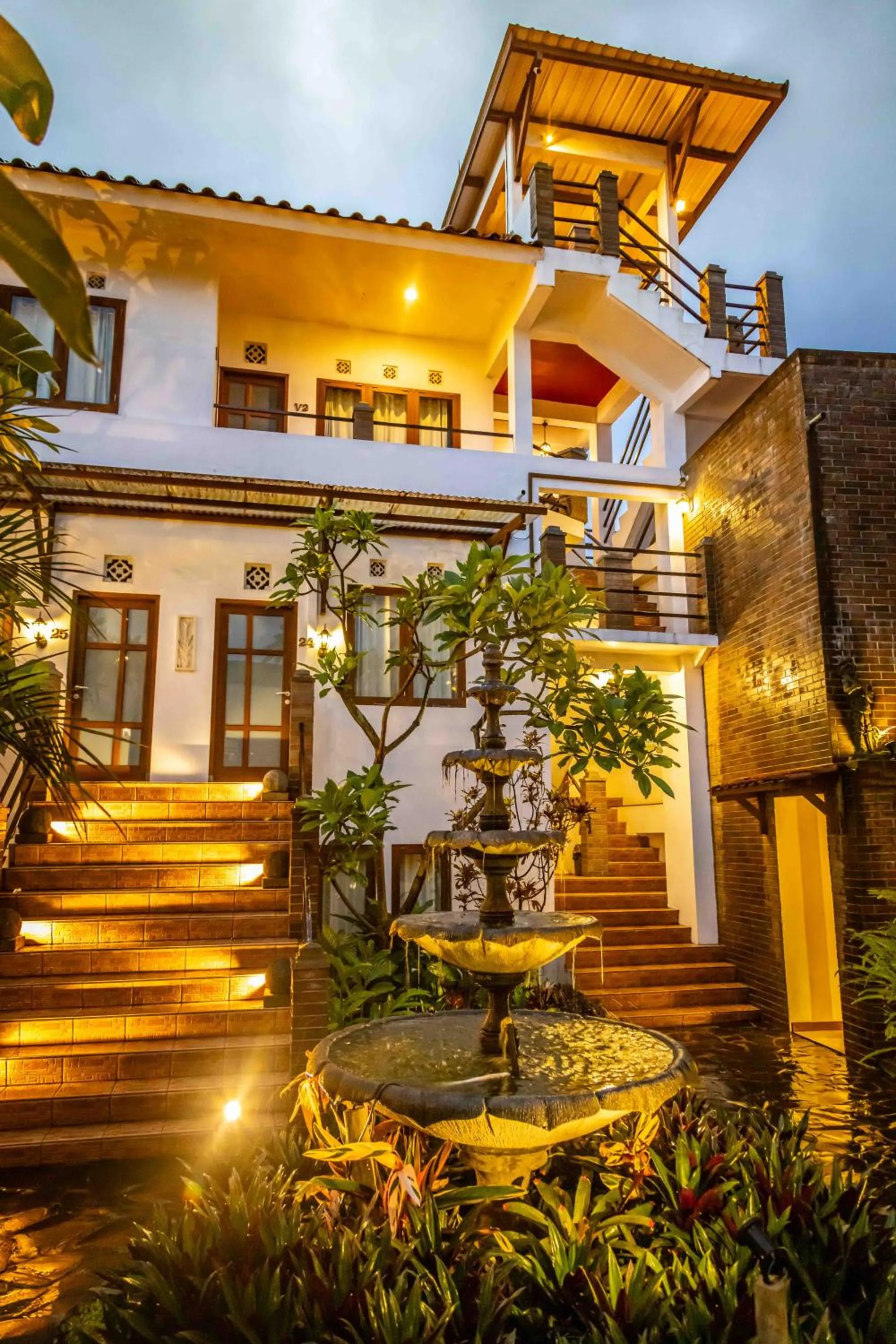 Garden in Family Hotel Gradia 2