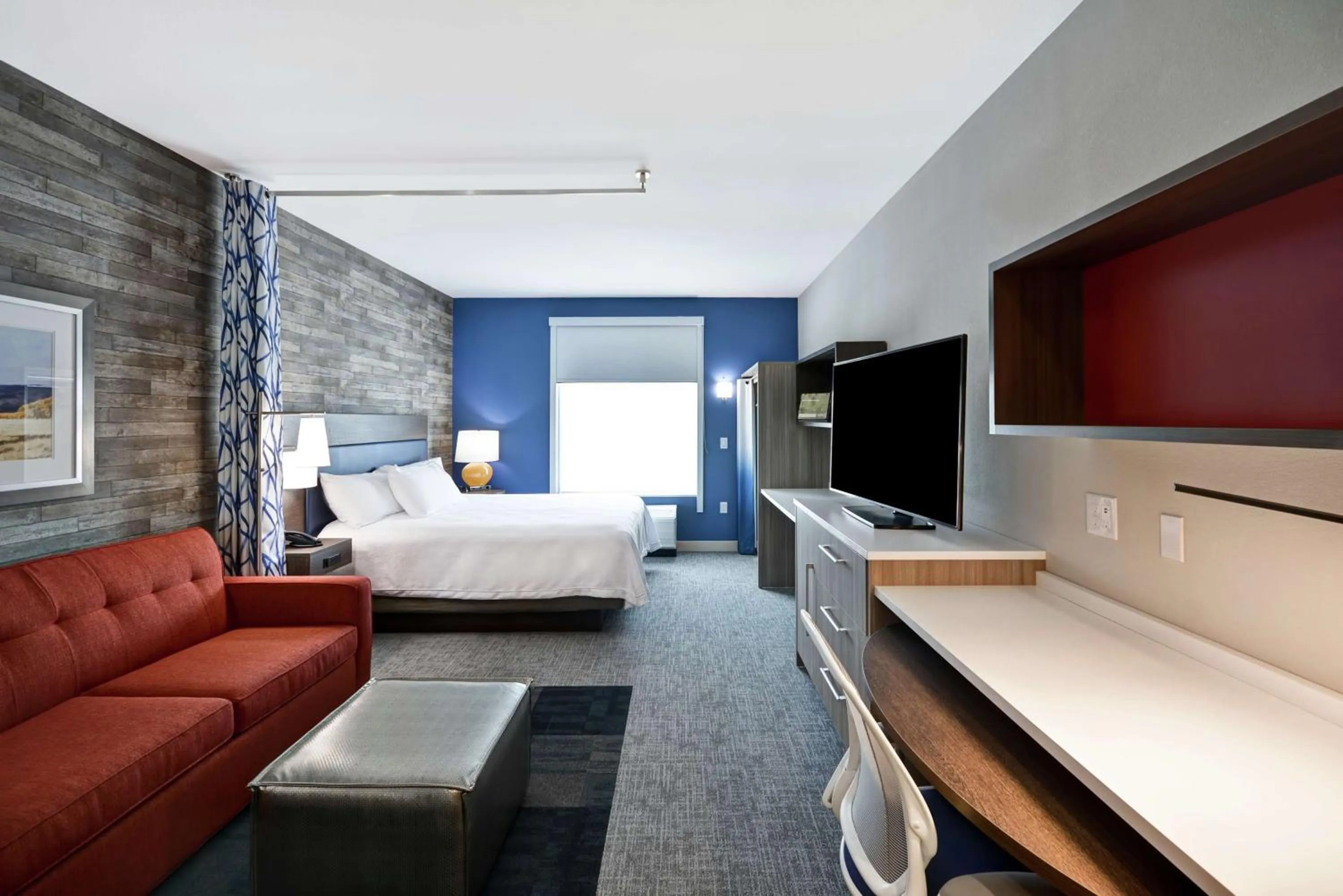 Bedroom, Bed in Home2 Suites Houston Westchase