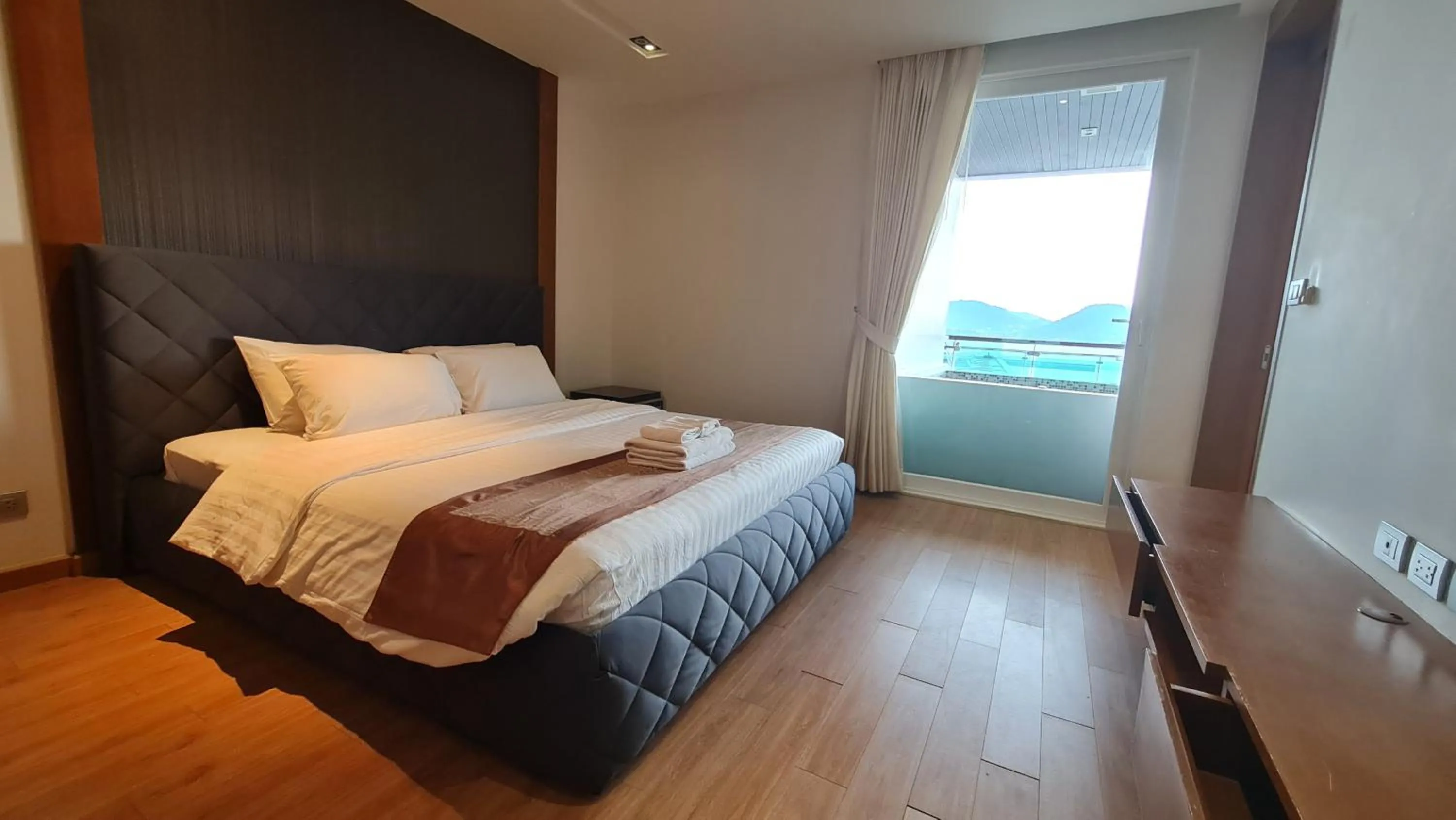 Bedroom, Bed in The Privilege Residence