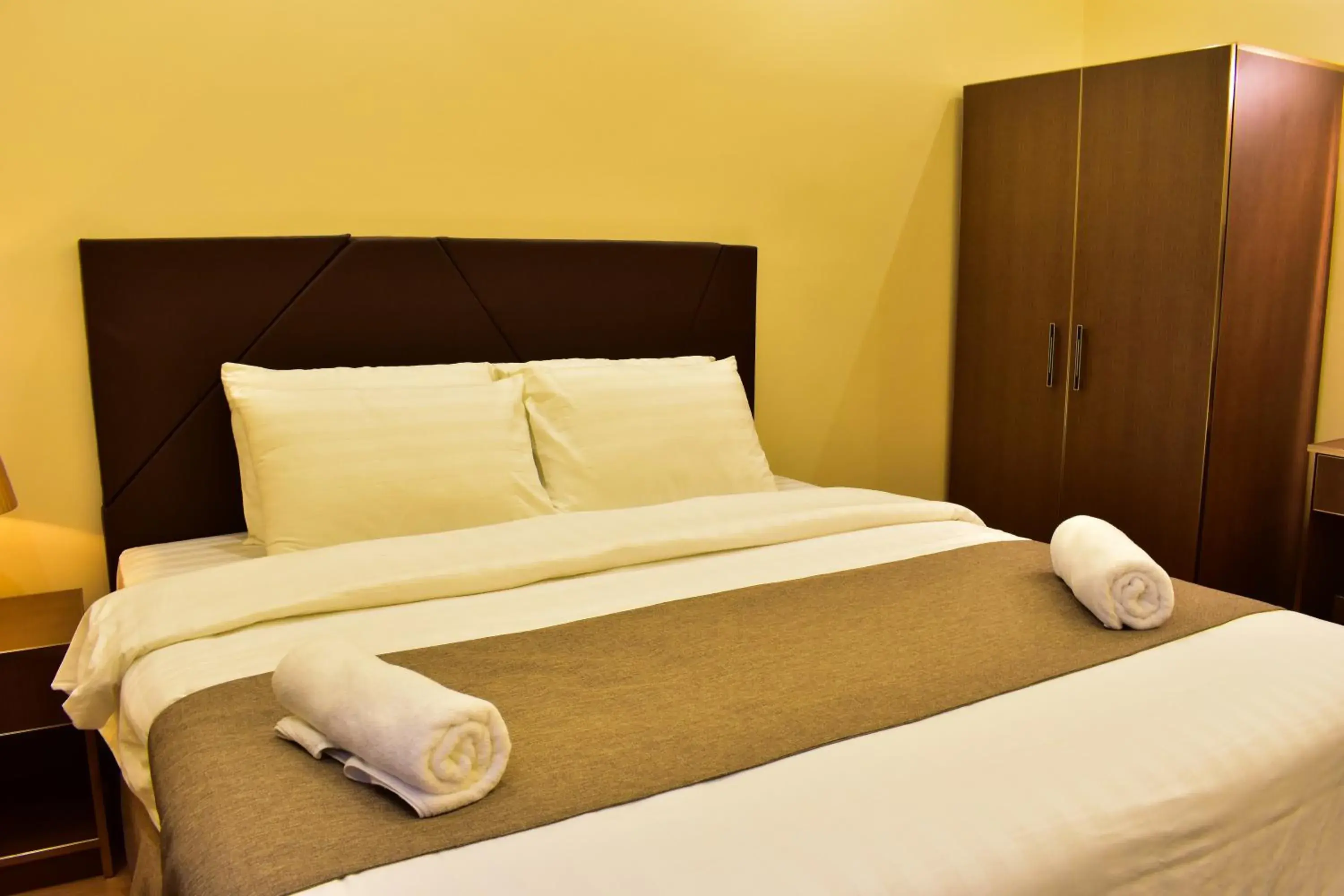 Double or Twin Room - single occupancy in Isle Royal Inn Double or Twin Room - single occupancy in Isle Royal Inn