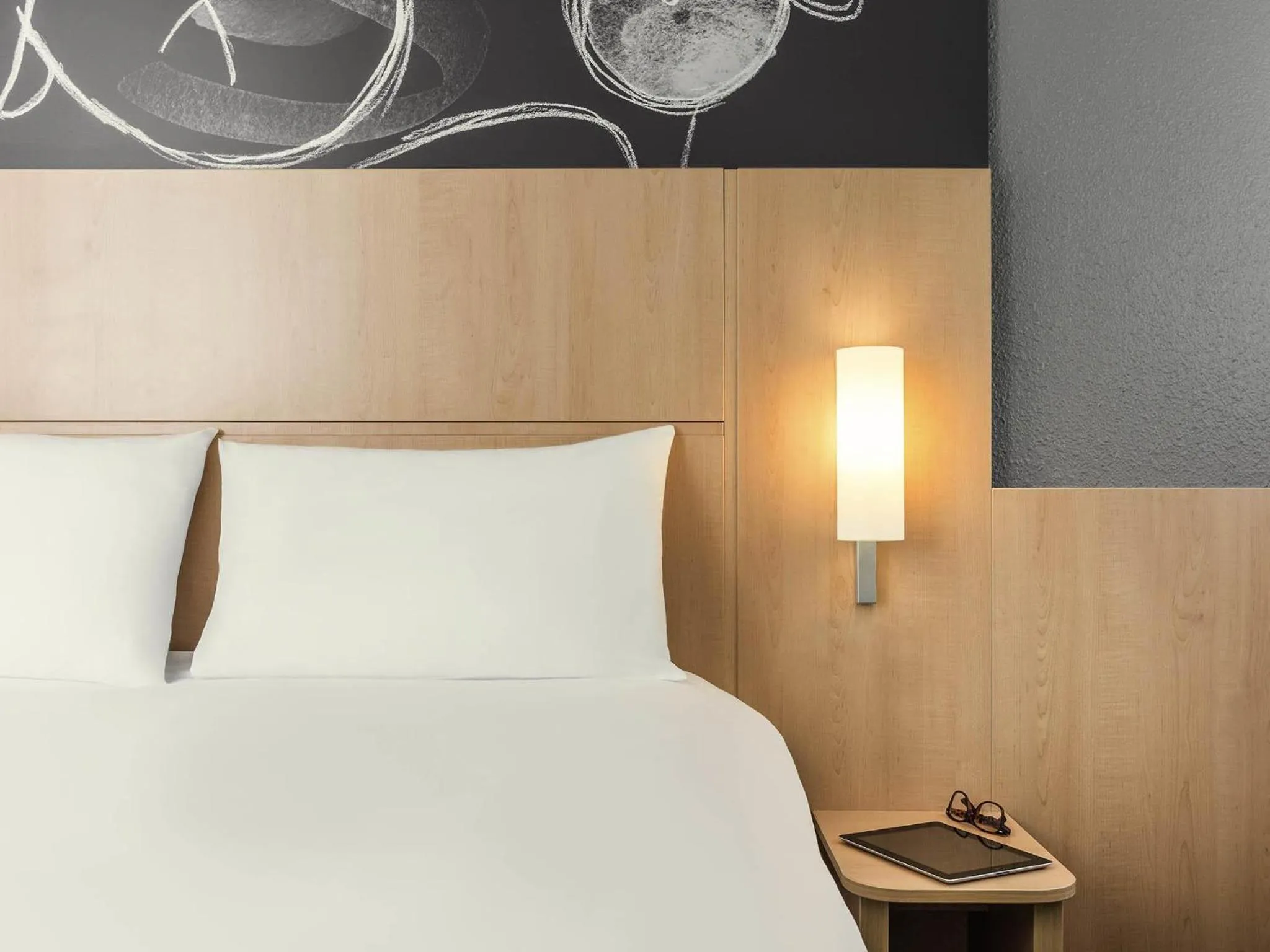 Bedroom, Bed in ibis Paris Avenue d'Italie 13ème