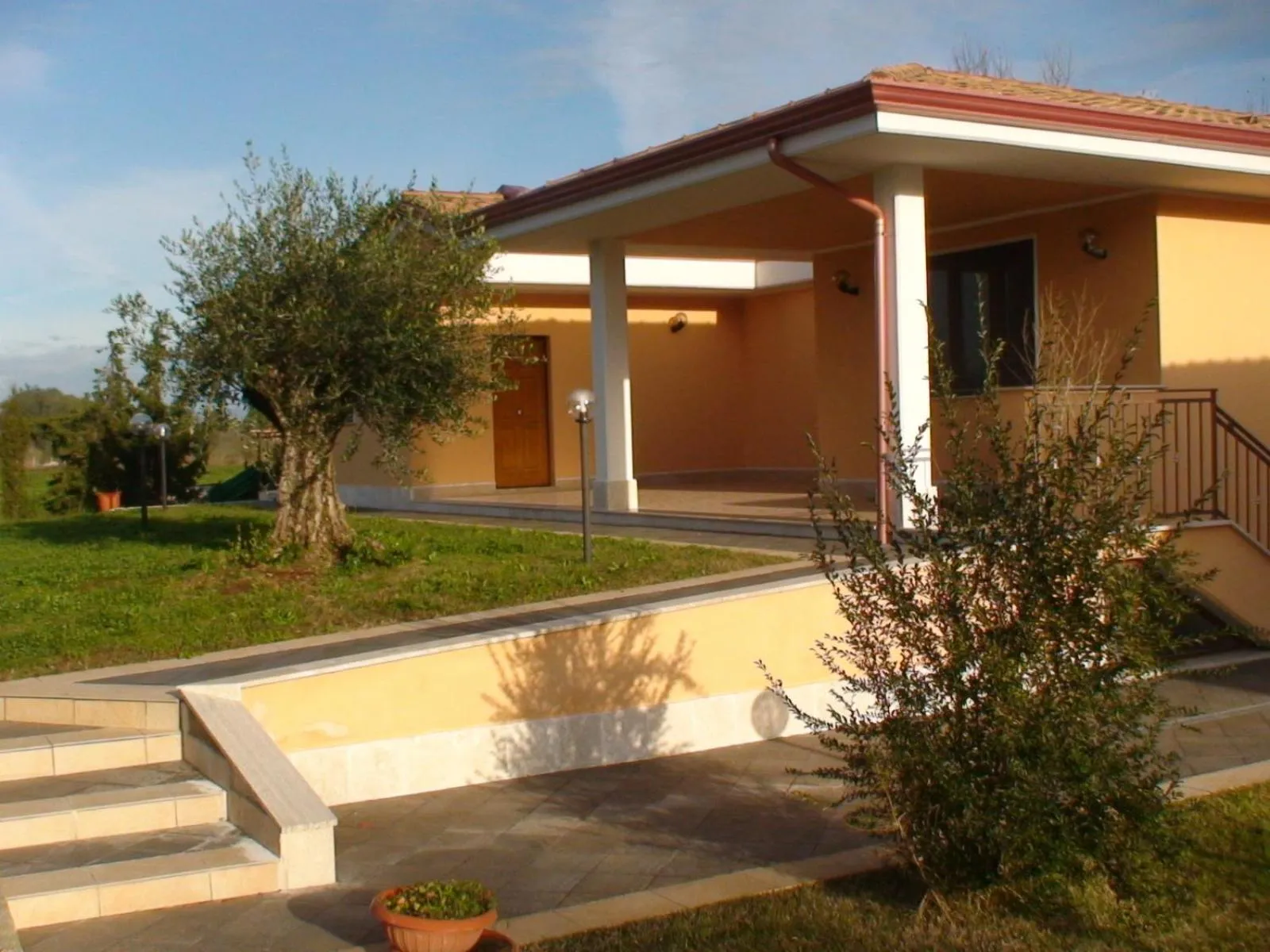 Facade/entrance in Hotel Villa Aurora